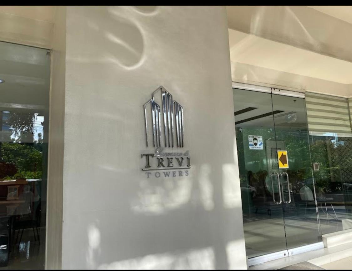 Cozy apartment near Greenbelt Makati City