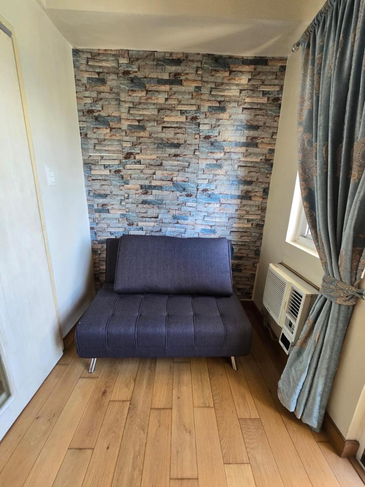 Cozy apartment near Greenbelt Makati City