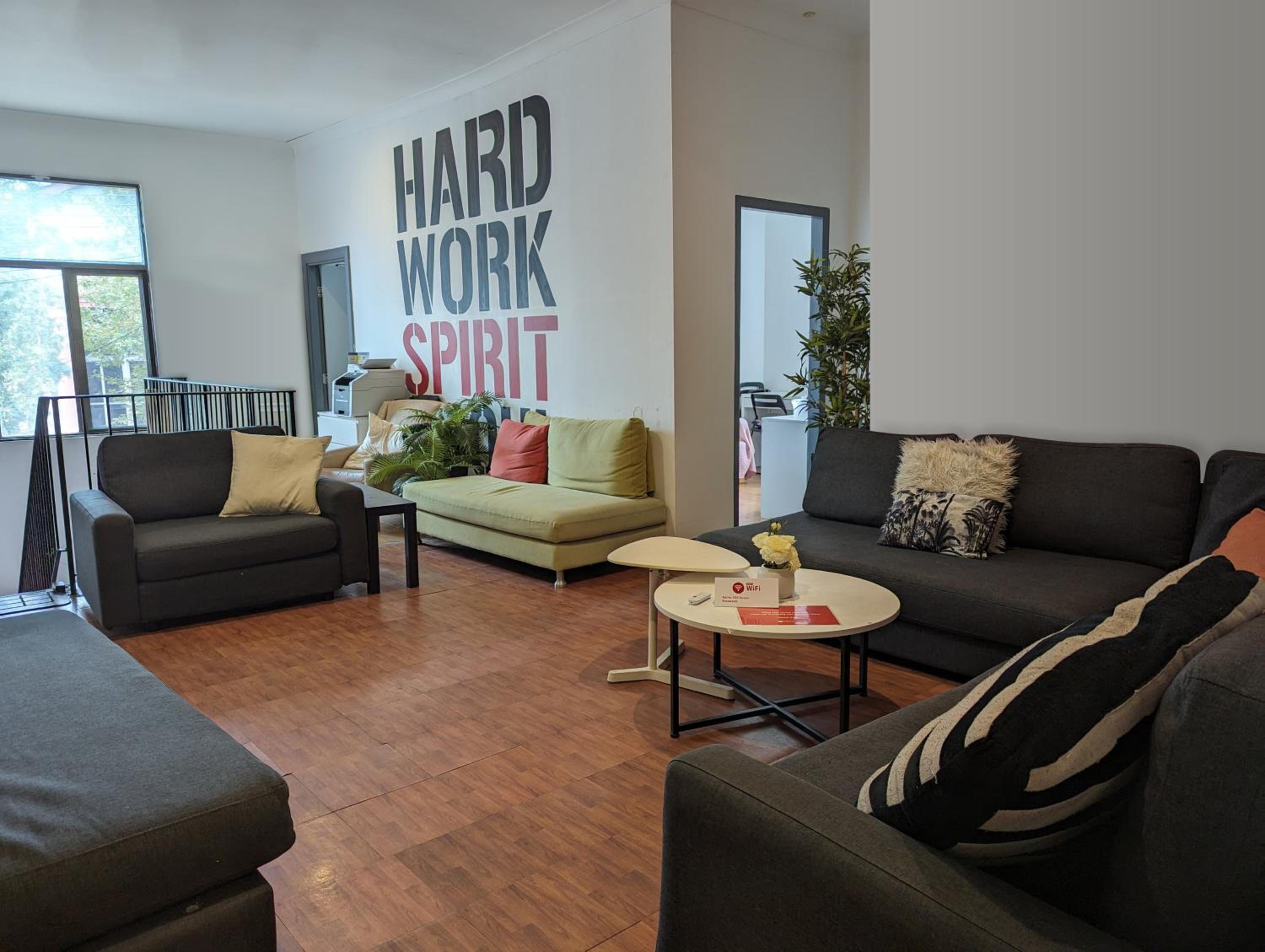 EBS Sydney Hostel
