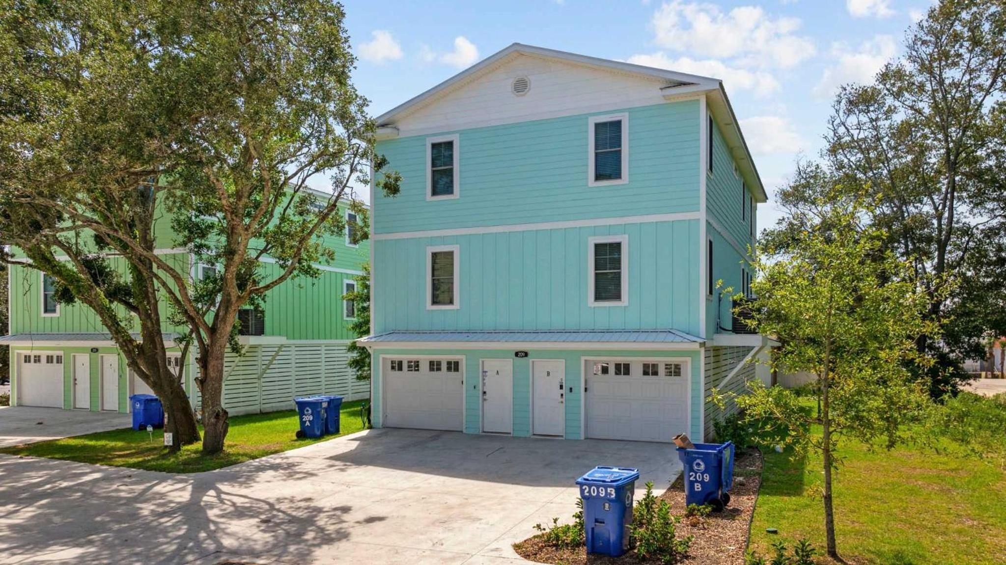 DERBY BLUE A- Ocean Views- Garage & EV Charger view 5
