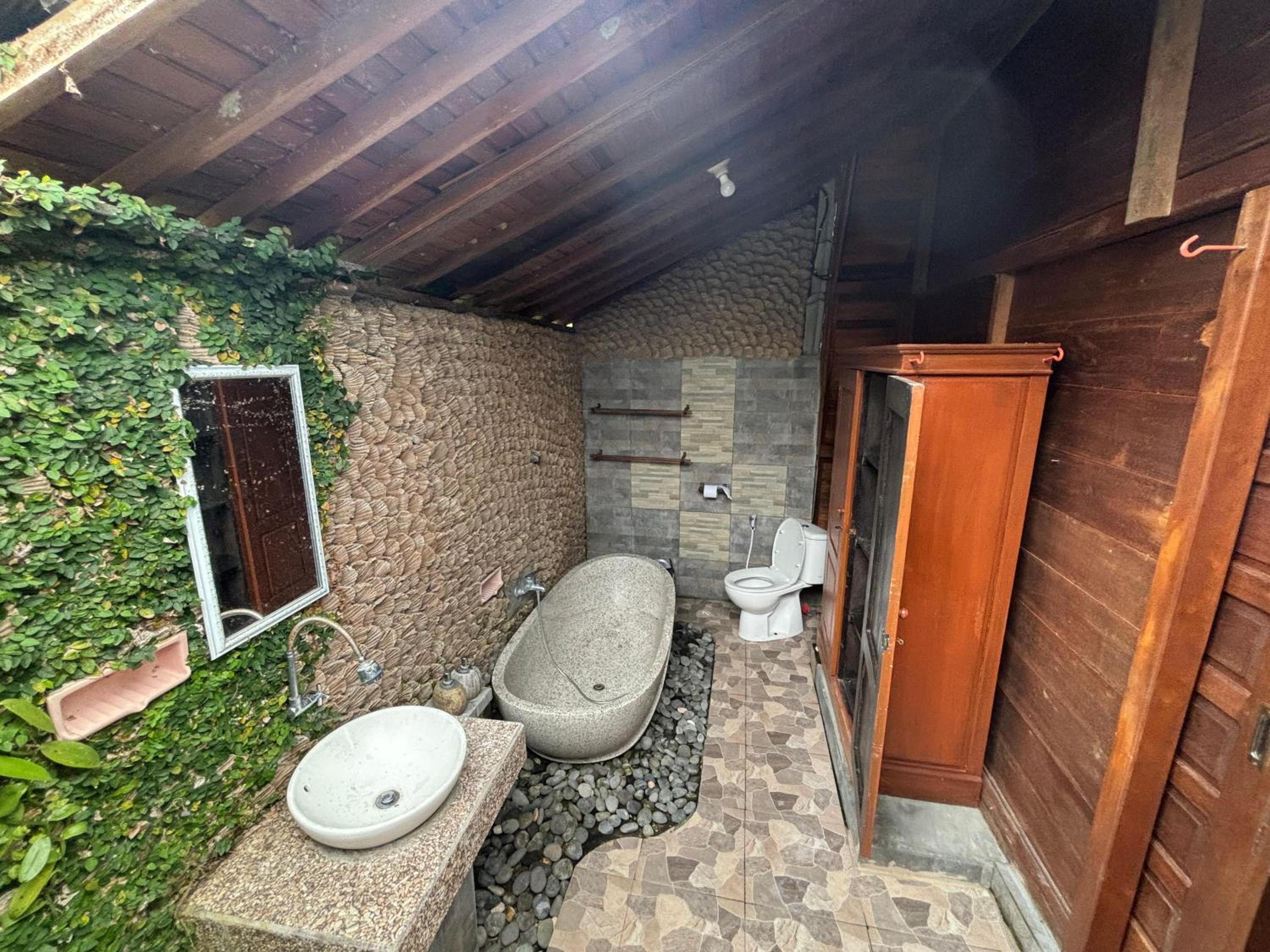 Rumah Kayu Leke - Leke Guesthouse view 5