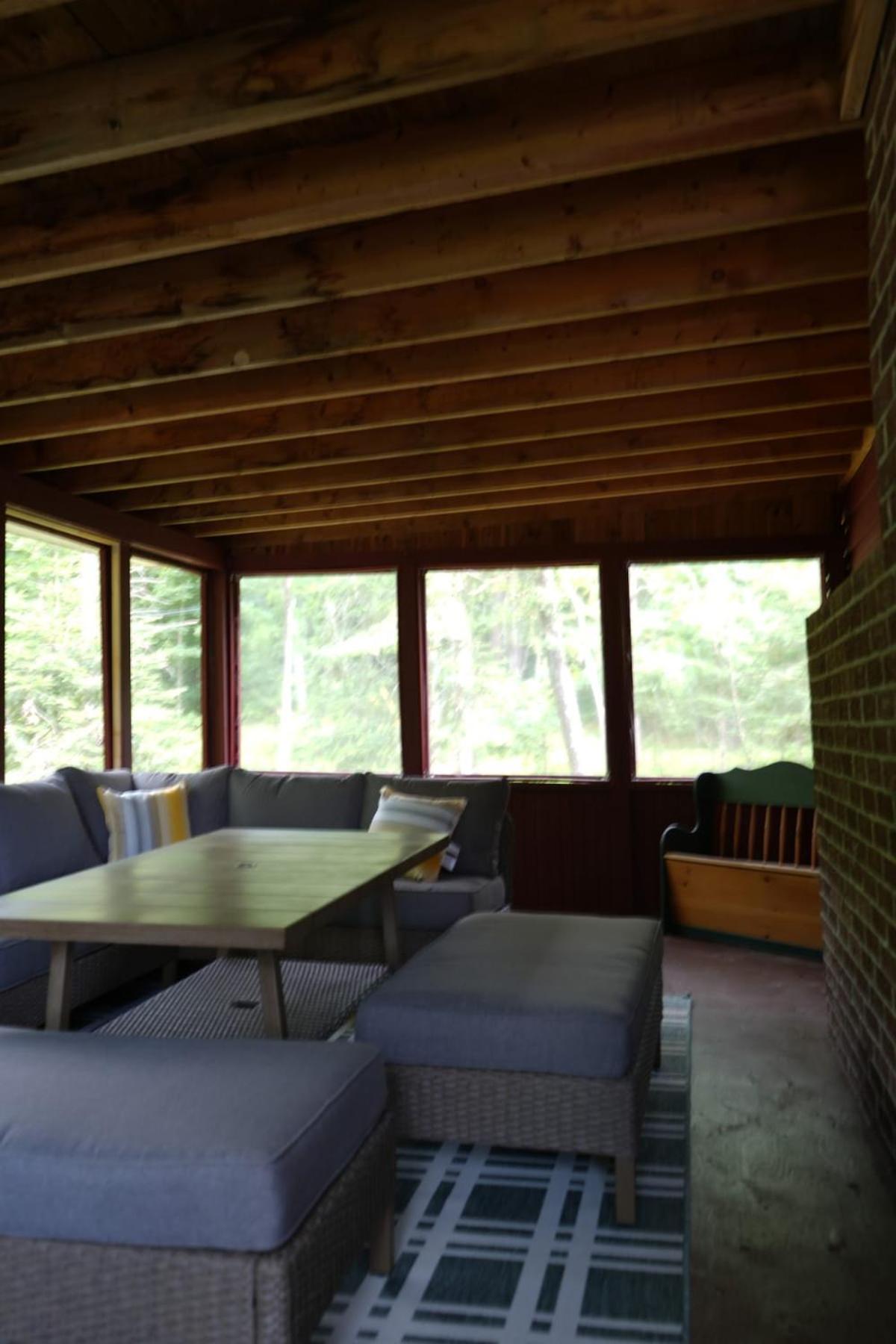 Mary Lake Sunset Lodge