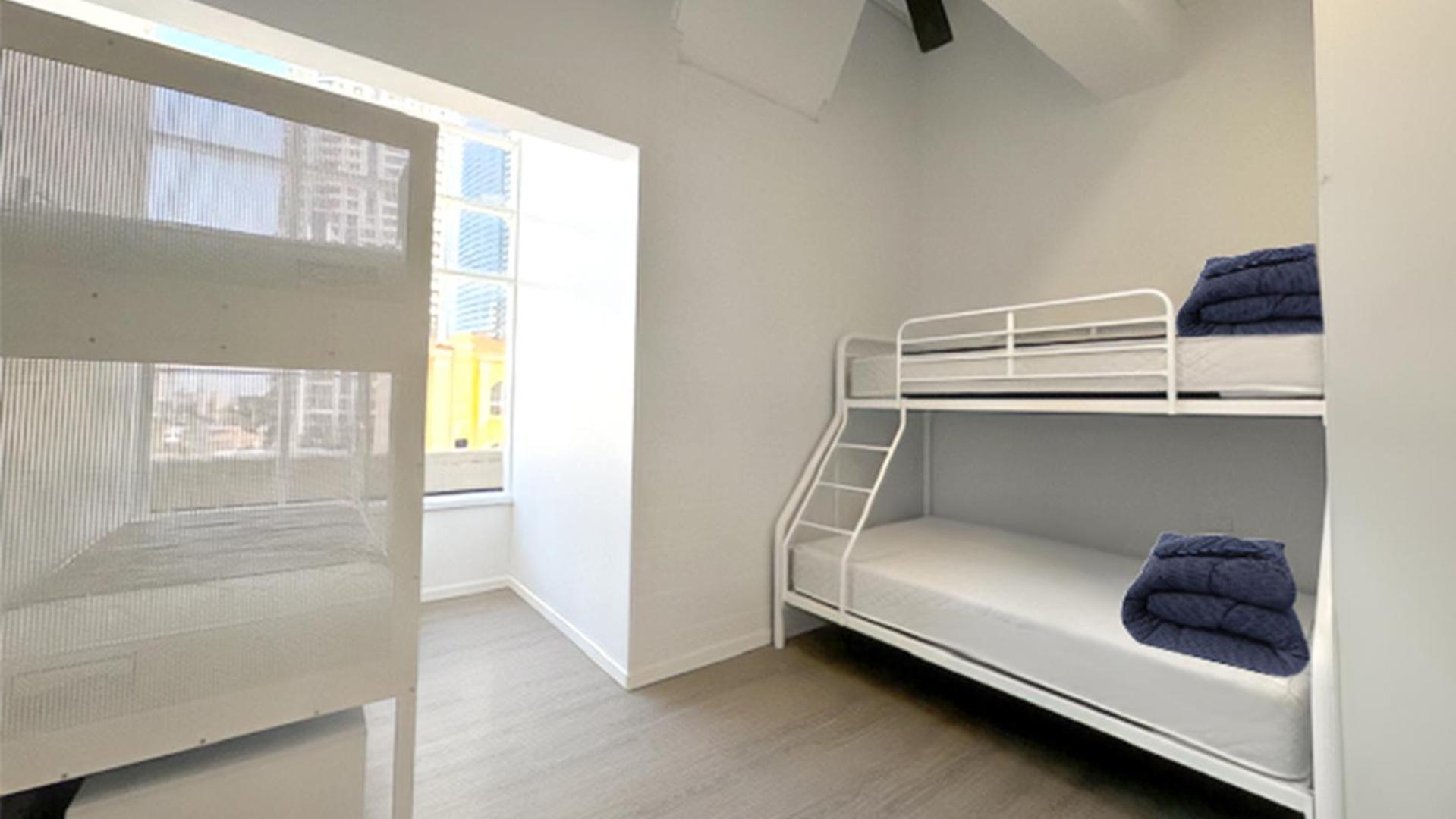 Maze Backpackers - Gold Coast