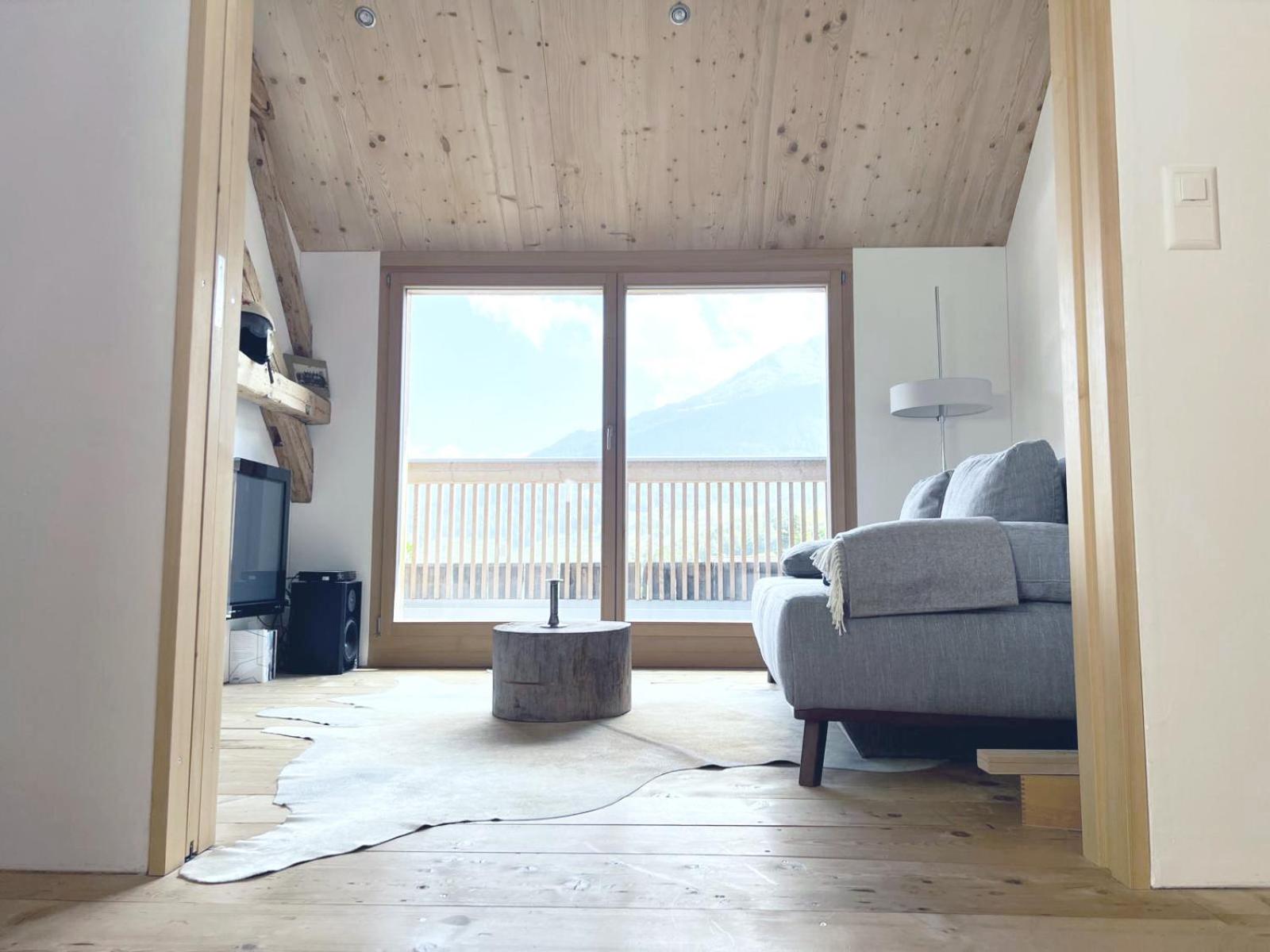 Design chalet with Alpine panorama