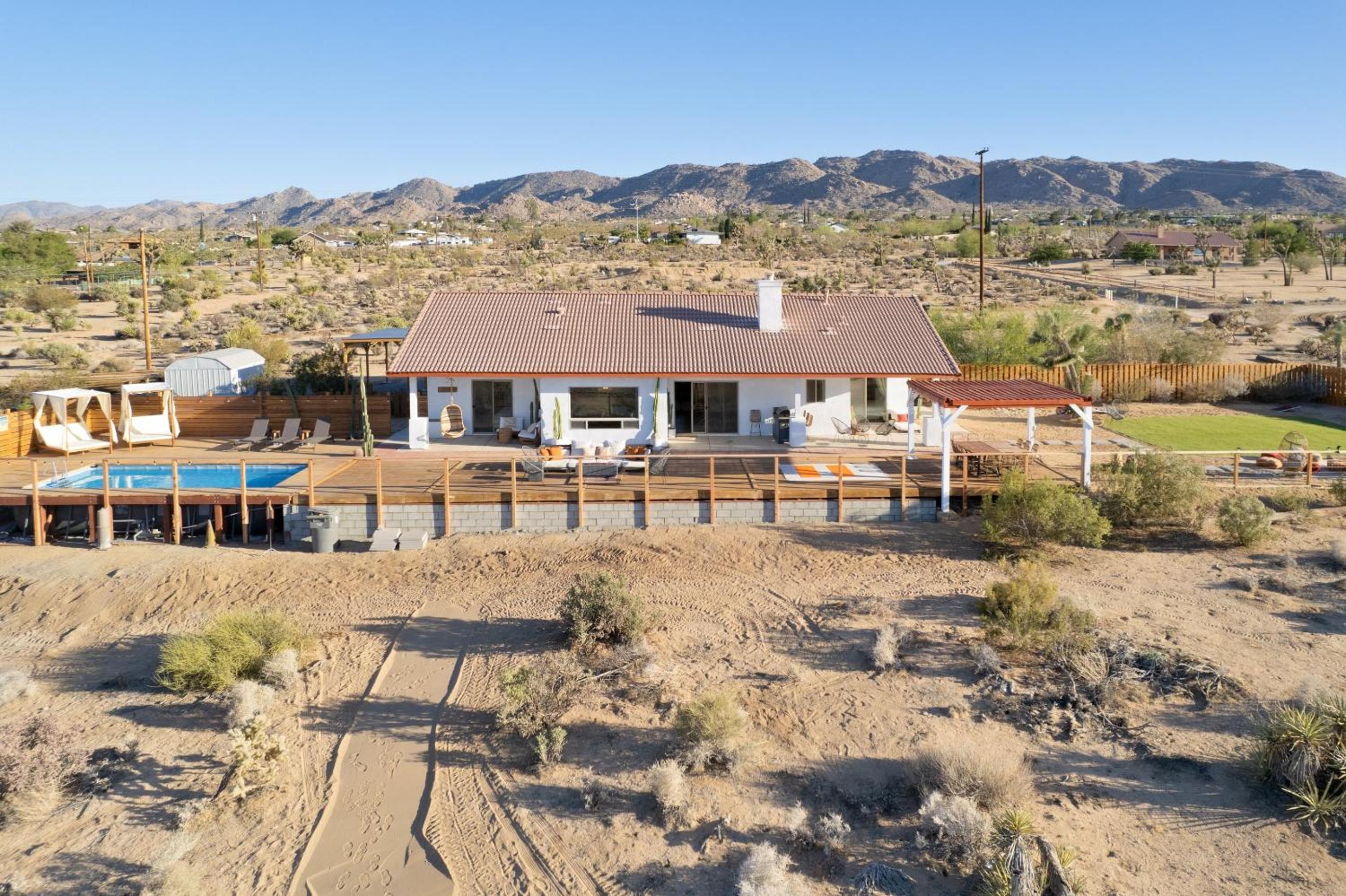 Rancho Nopales JT - Pool, Hot Tub, Hammocks, Fast Wifi and Views! home