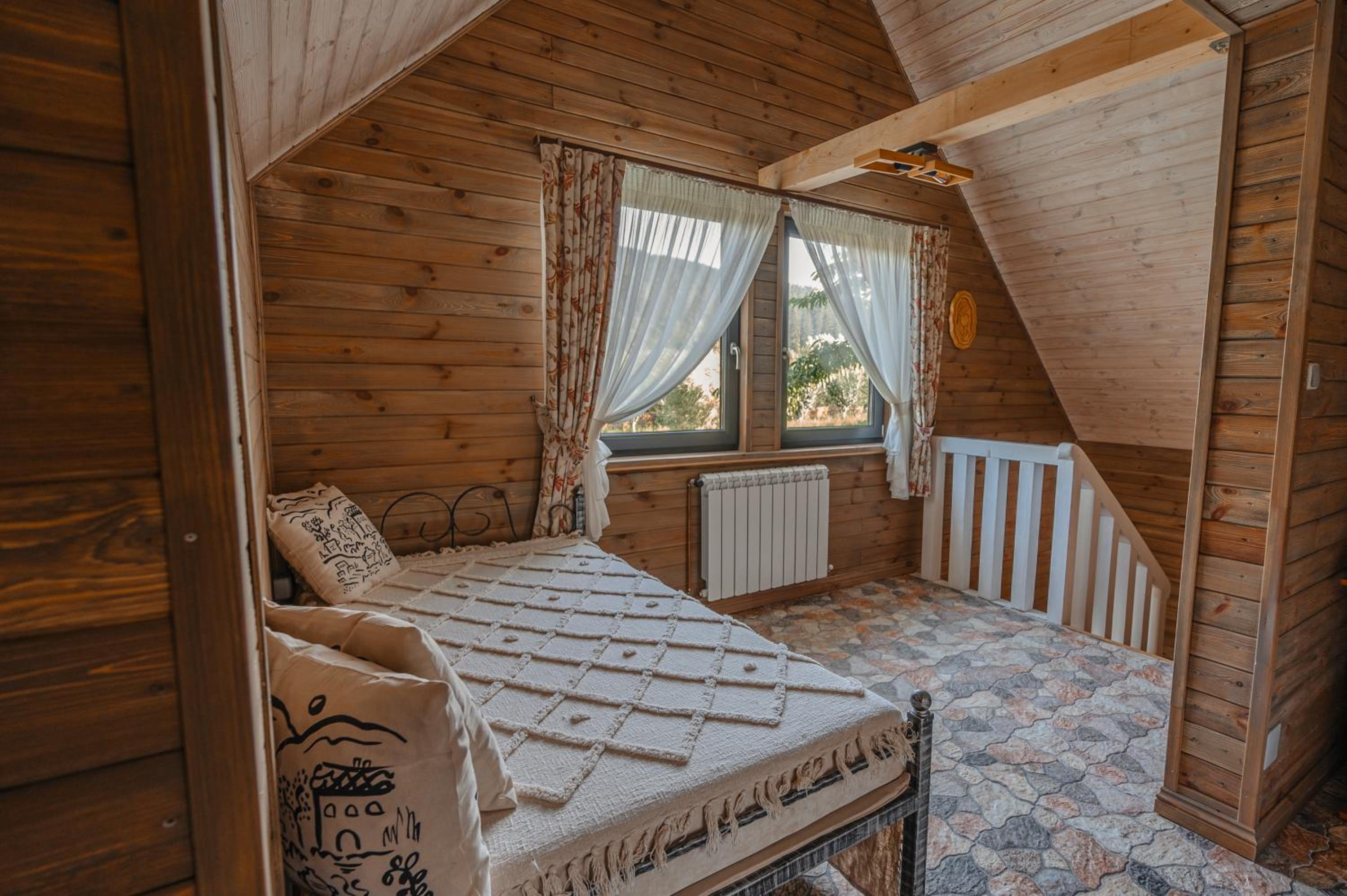 Moonlake Chalet