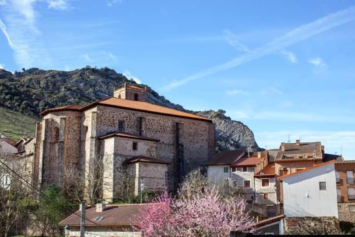 Zabala, entrañable y auténtica casa de pueblo en Anguiano view 3