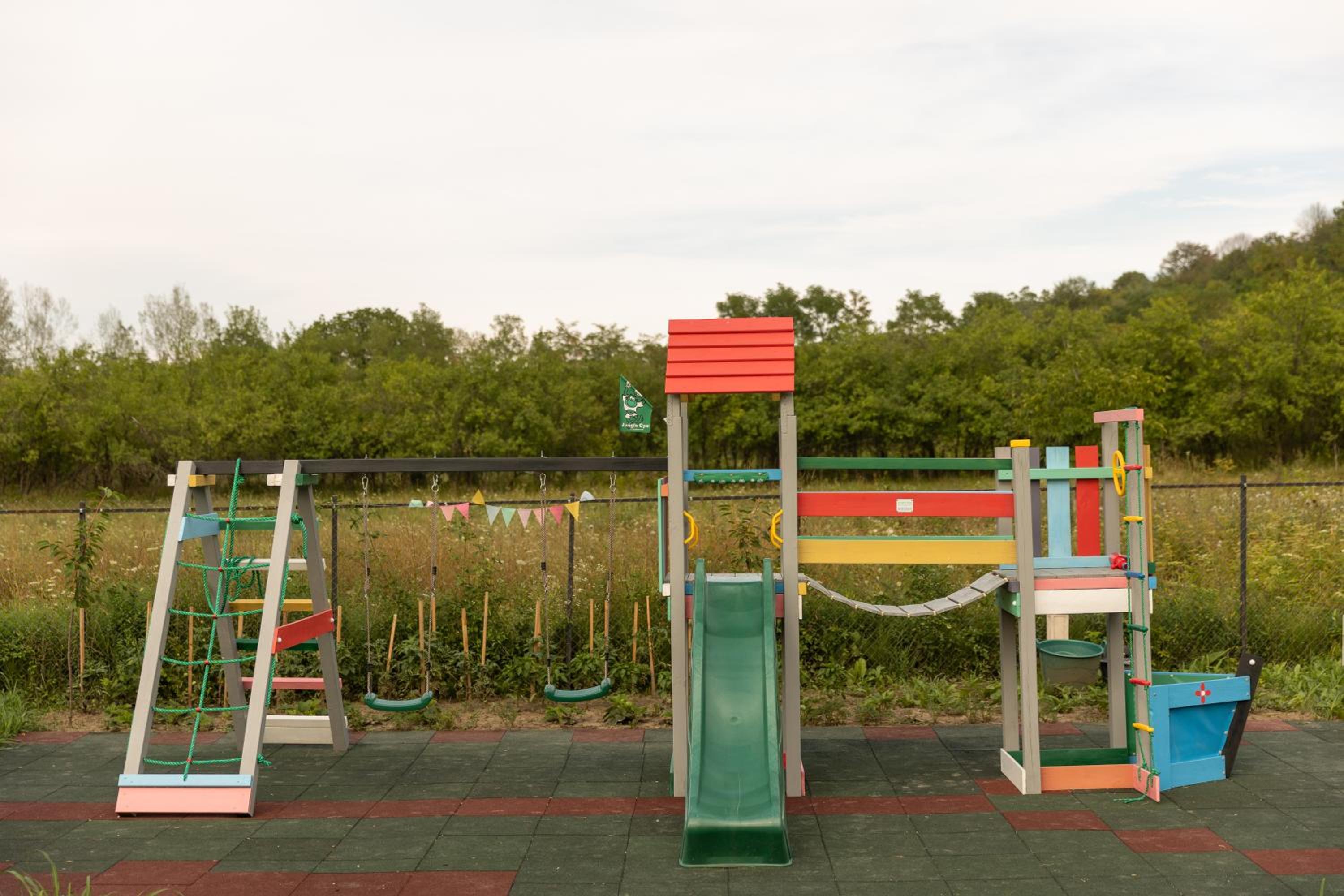 Photo 21