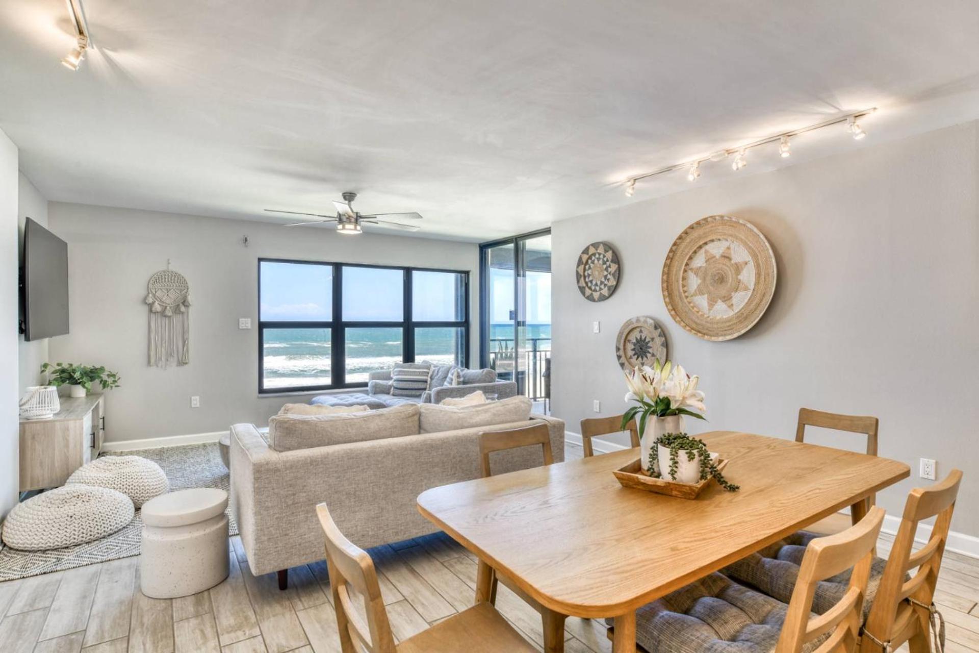 Sand Dollar 306