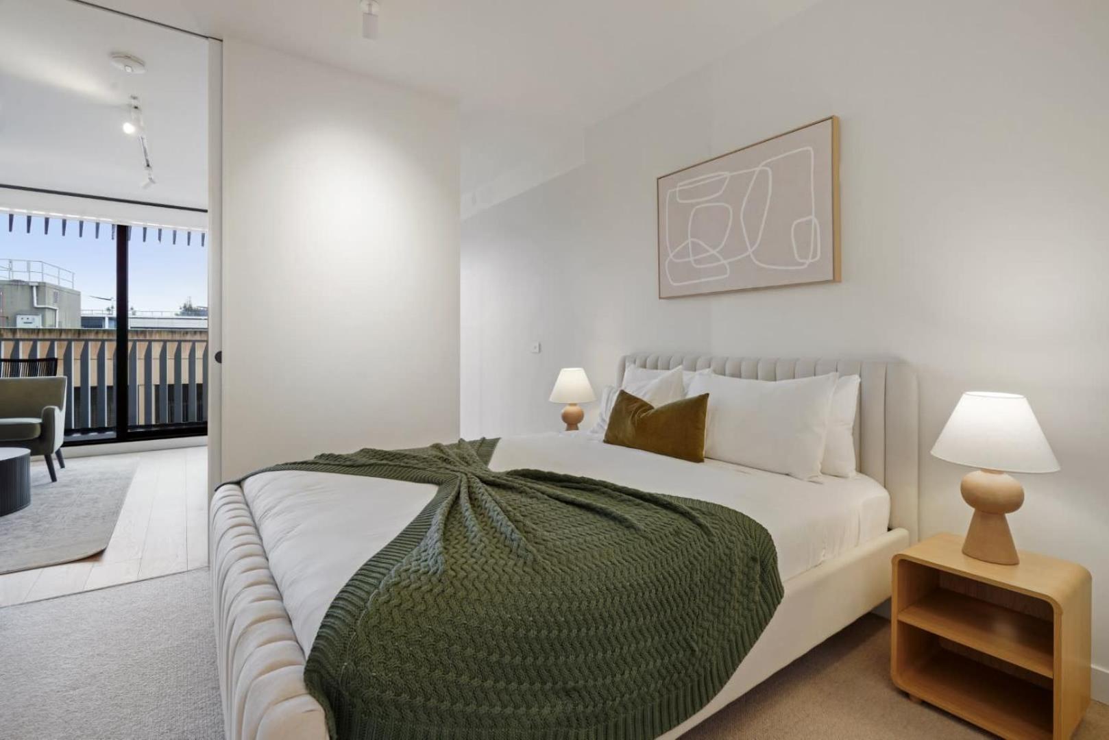 Modern Apartment in South Melbourne