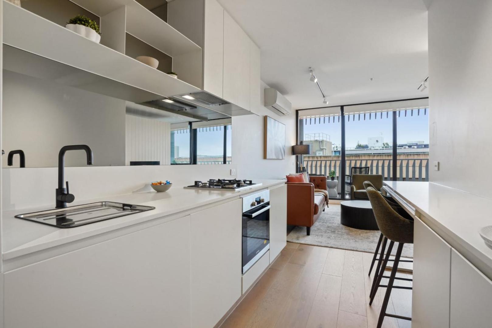 Modern Apartment in South Melbourne