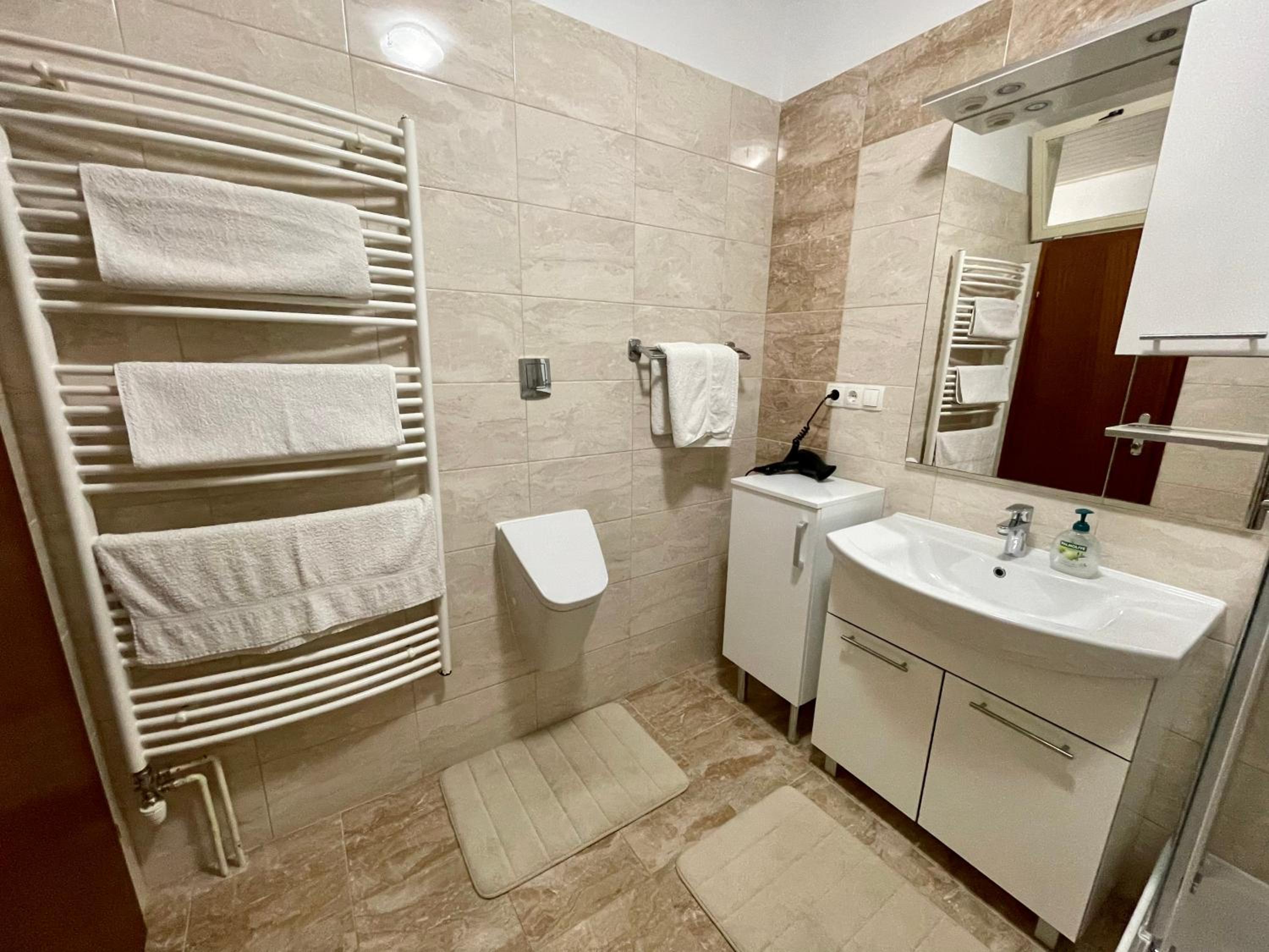 Ana Guest House