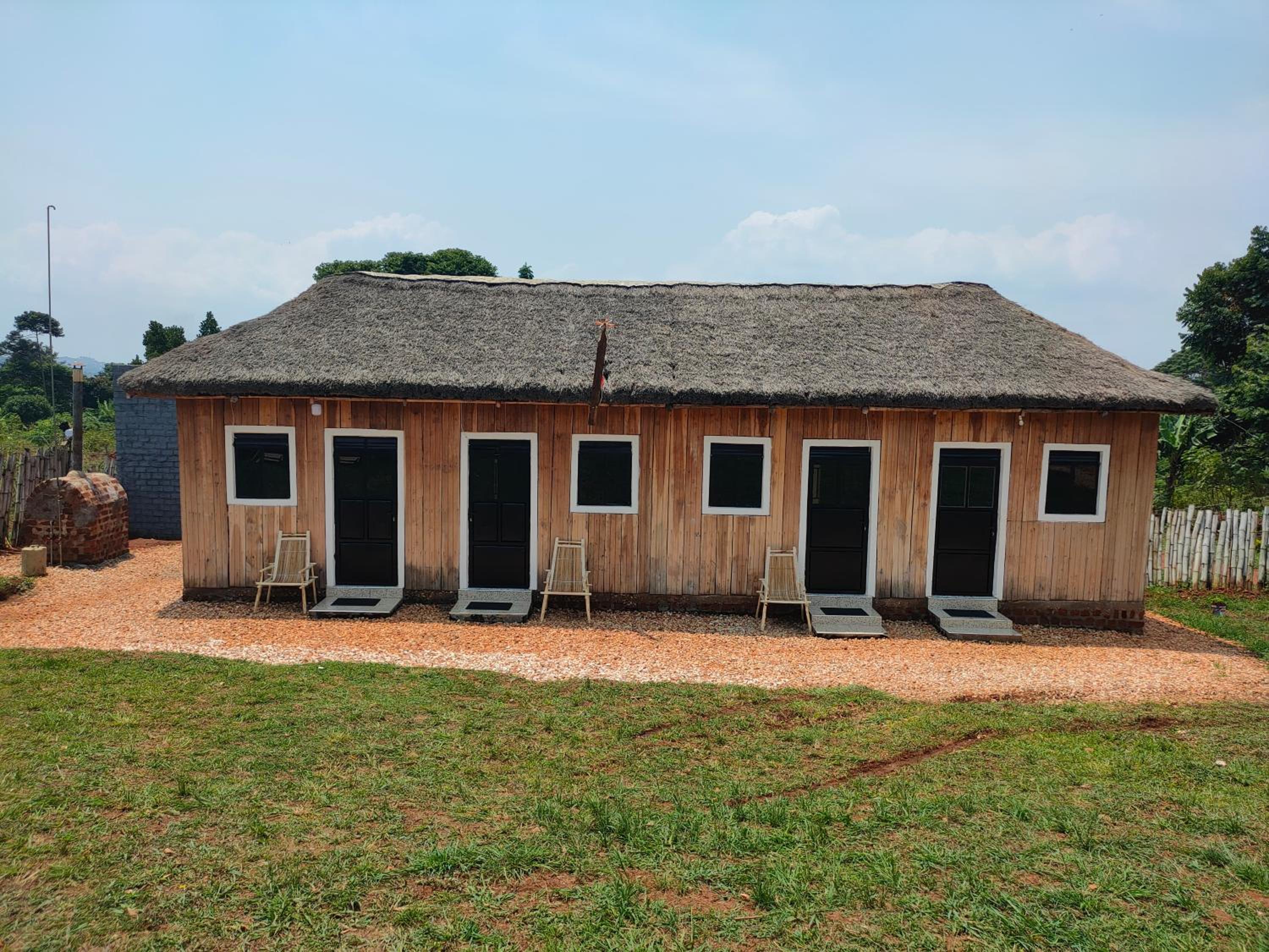 Thatched Cottage Suites view 3
