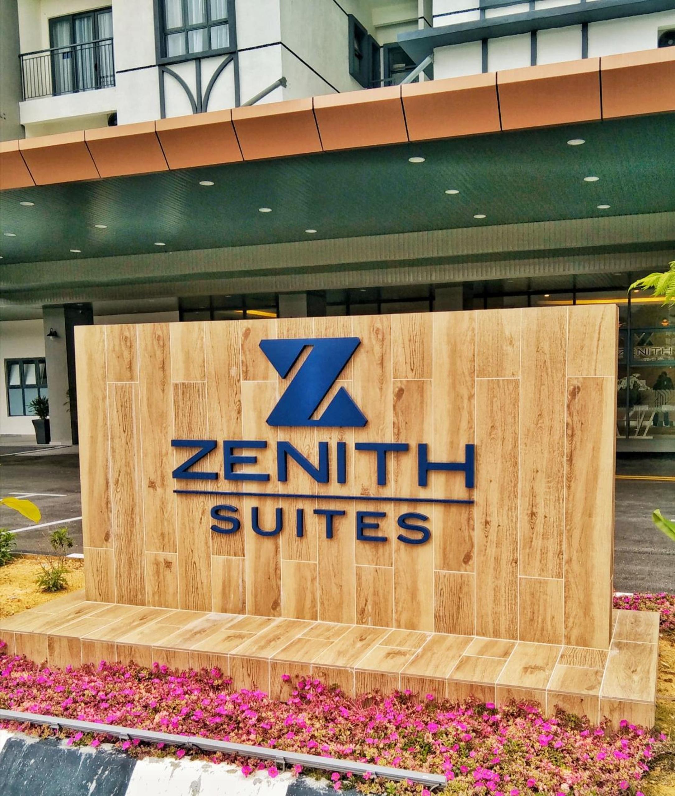 Zenith Suites Cameron