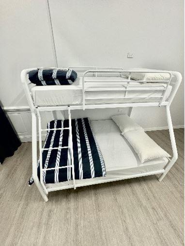 Maze Backpackers - Gold Coast