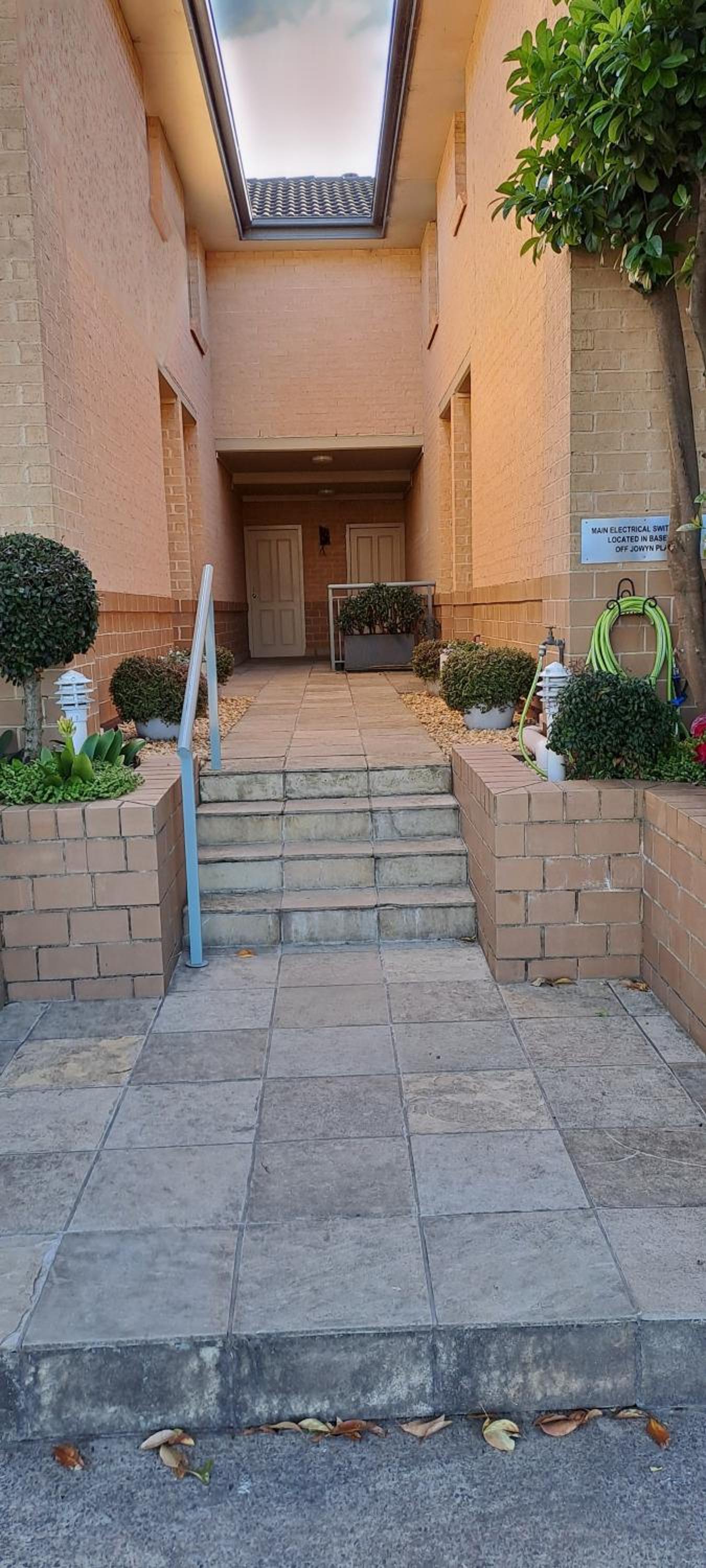 Quiet secure oasis in Gymea