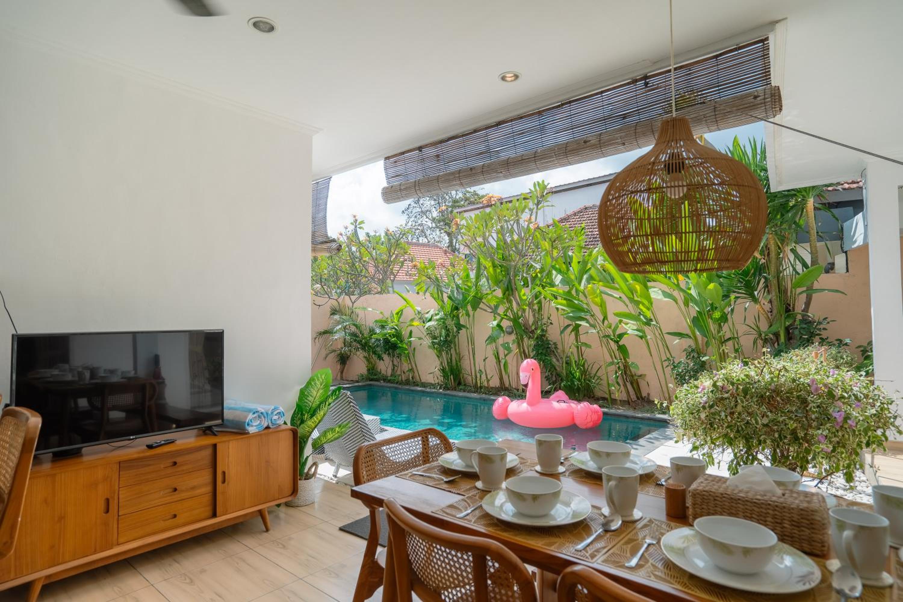 Villa Leya & Leon Canggu - By Bali Lyfe Venture view 3