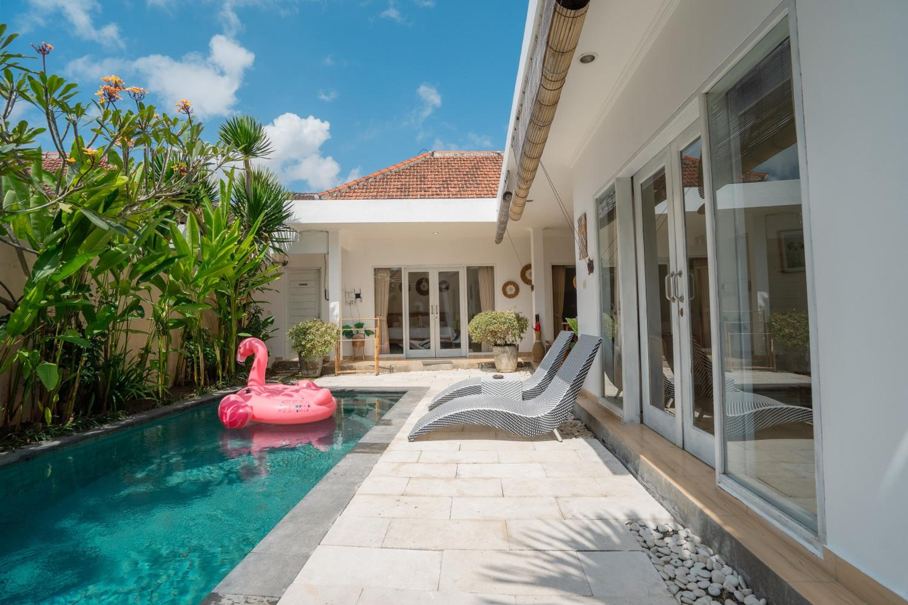 Villa Leya & Leon Canggu - By Bali Lyfe Venture view 5