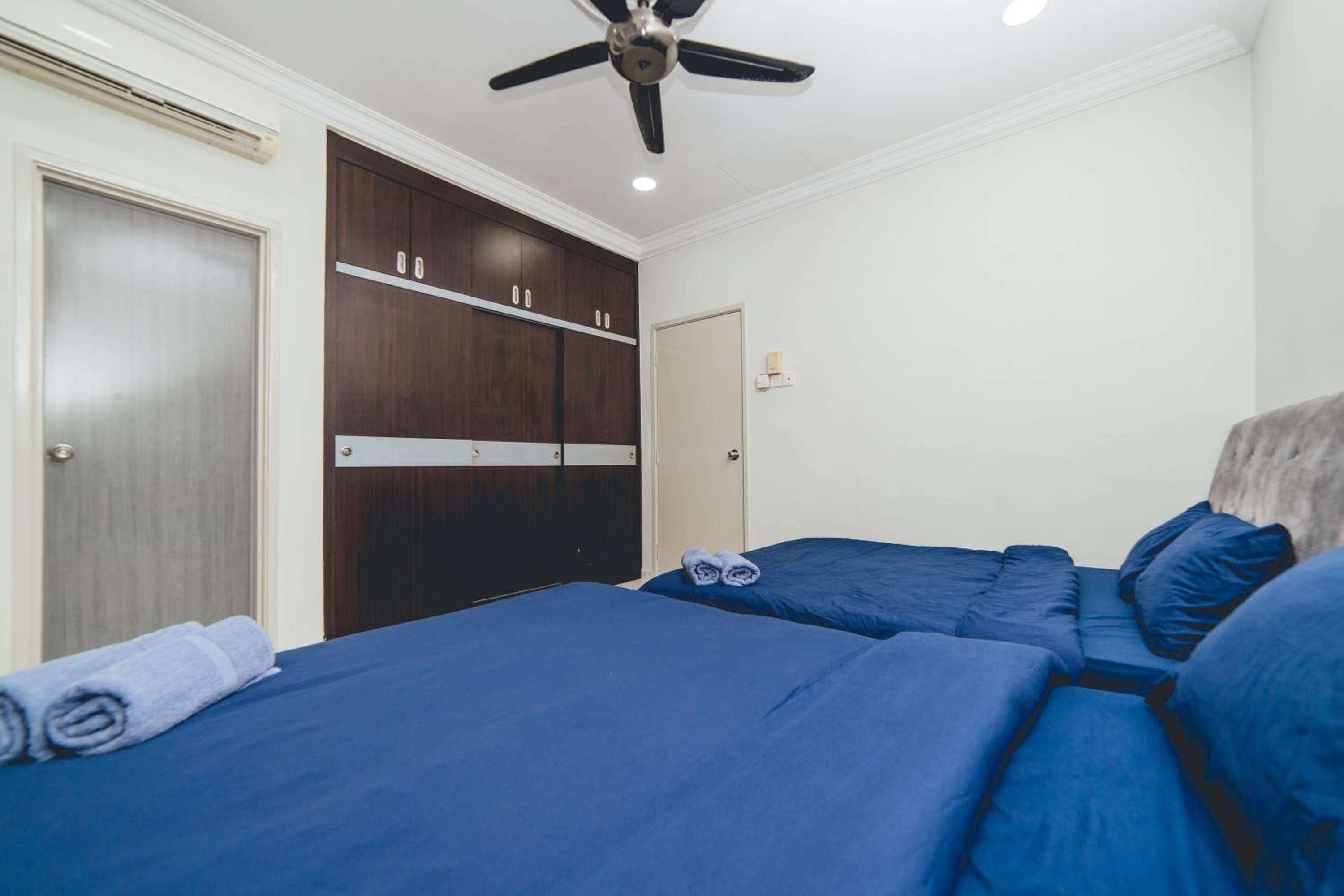 Double Storey Setia Indah Chill Homestay nr Austin by Our Stay