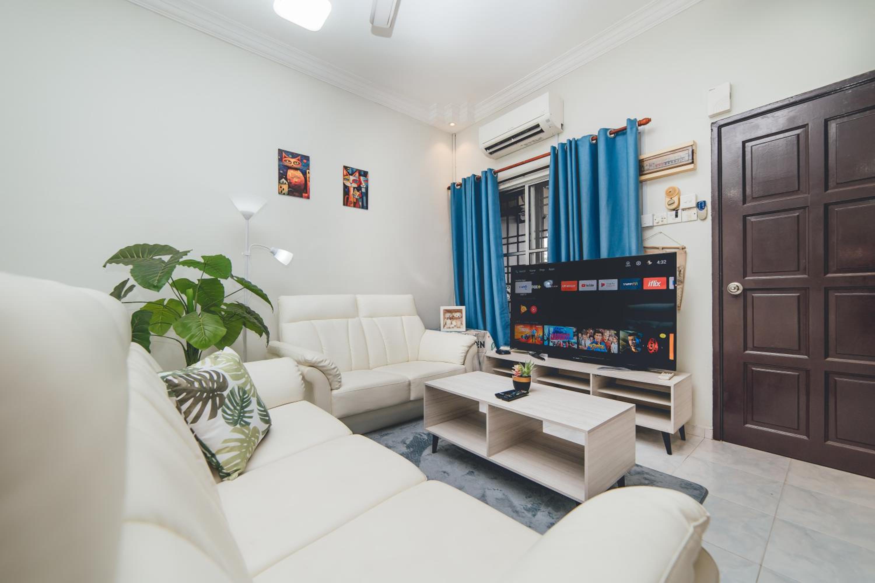 Double Storey Setia Indah Chill Homestay nr Austin by Our Stay