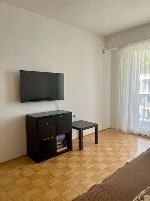 Cozy Nest Ohrid view 5