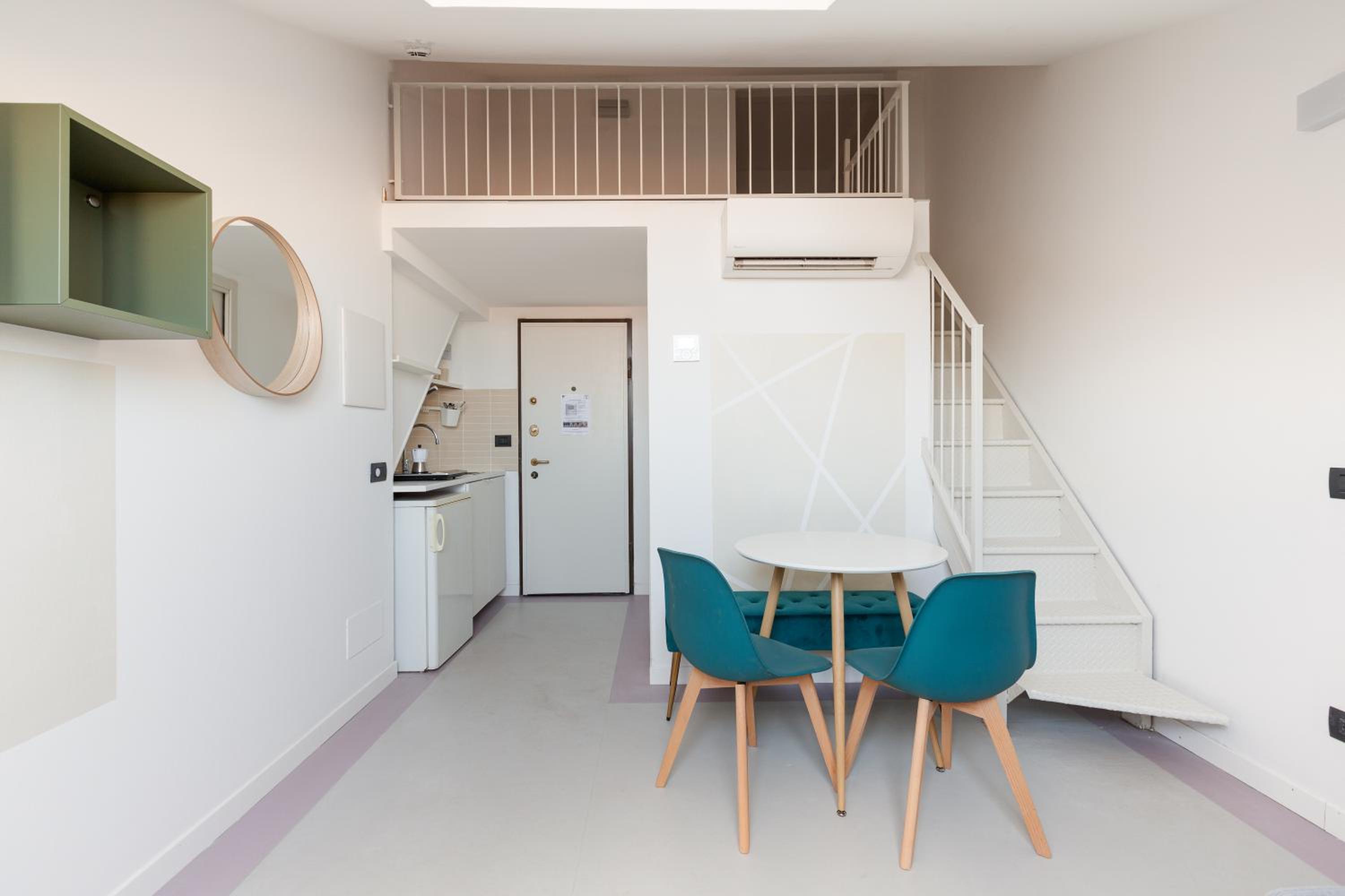 GuestHost - Milano Magenta Long Let Apts