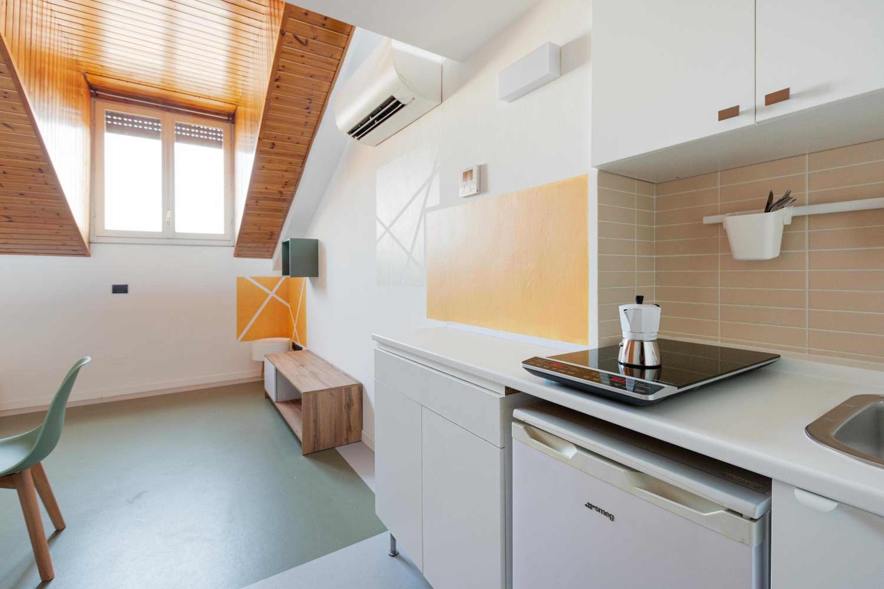 GuestHost - Milano Magenta Long Let Apts