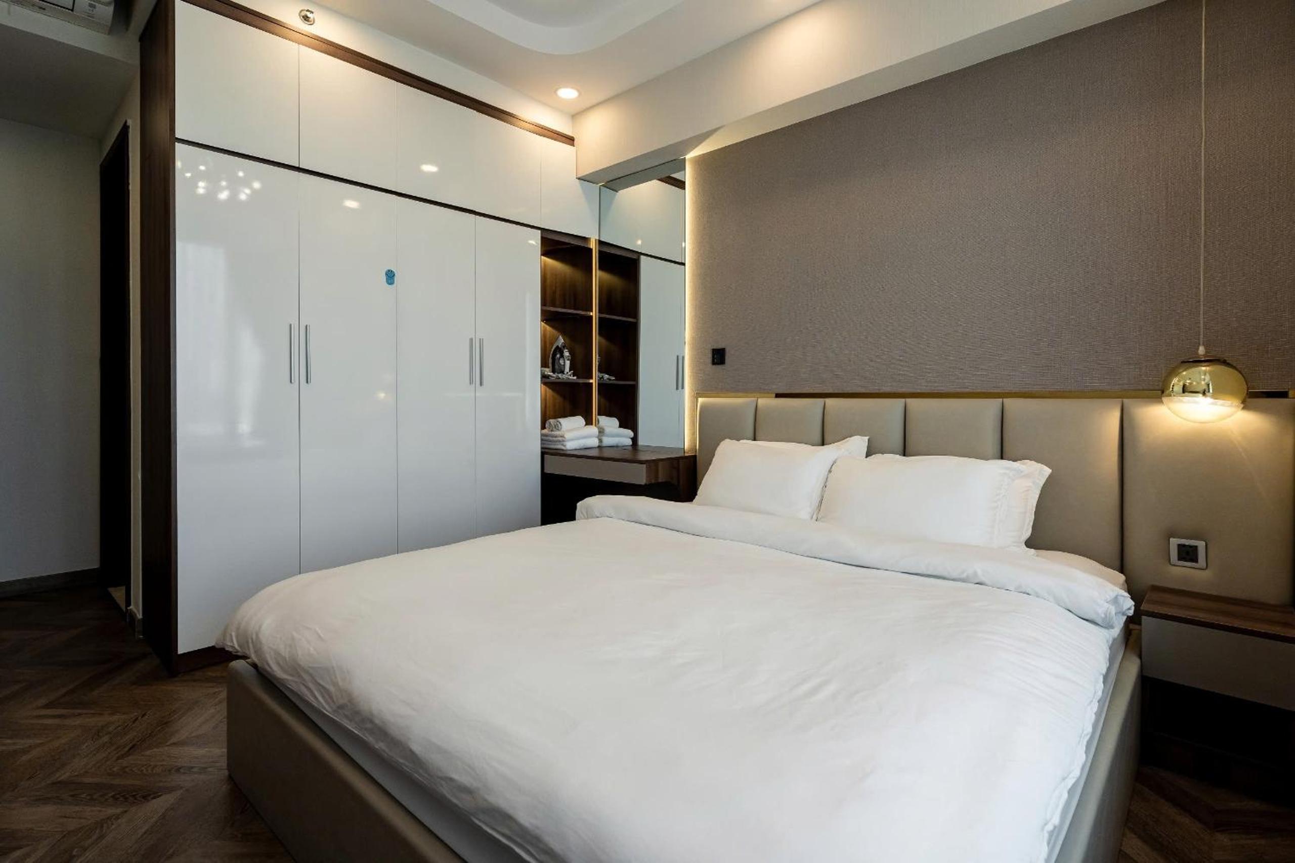 Midtown Premium Apartments