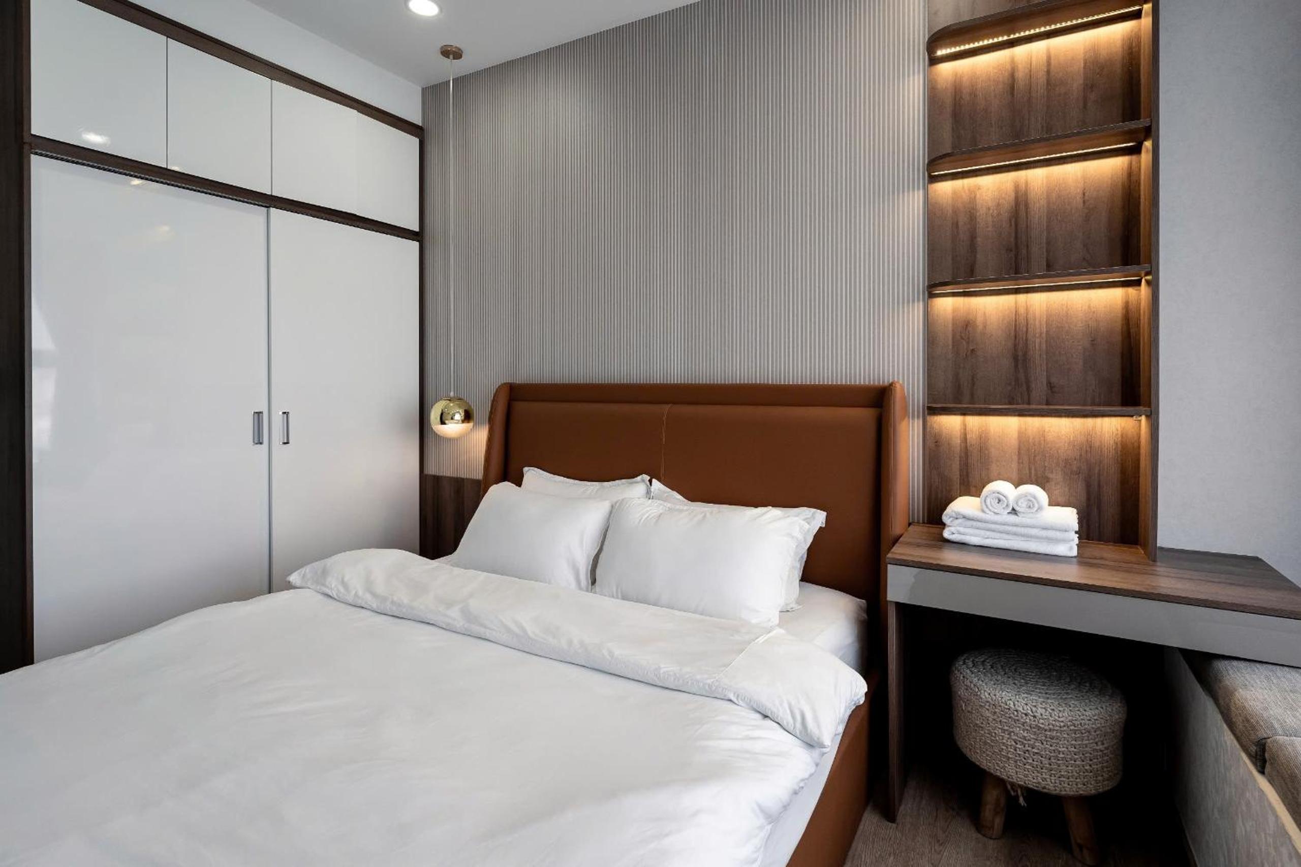 Midtown Premium Apartments