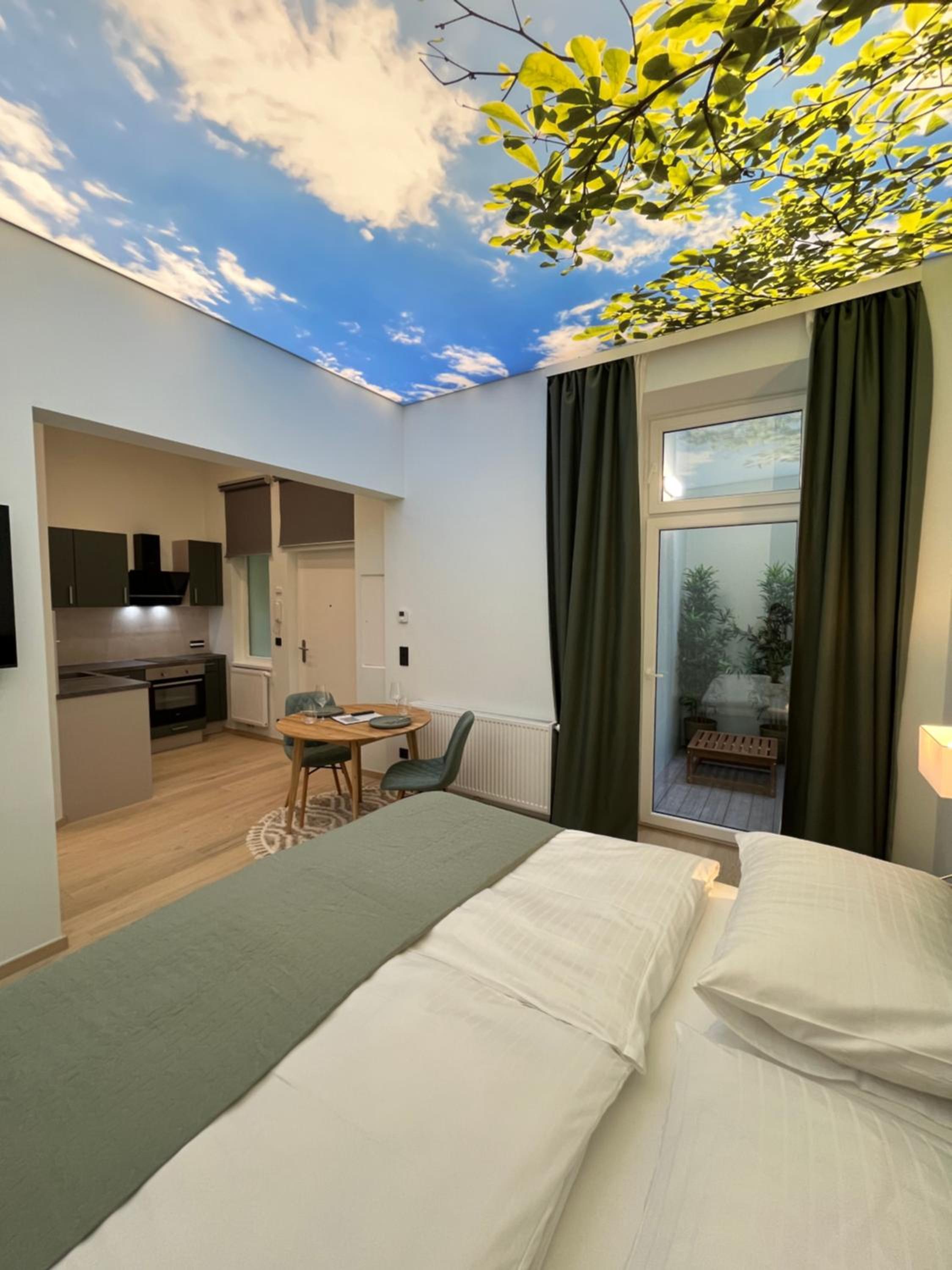 Street Living Hotel - Apartments