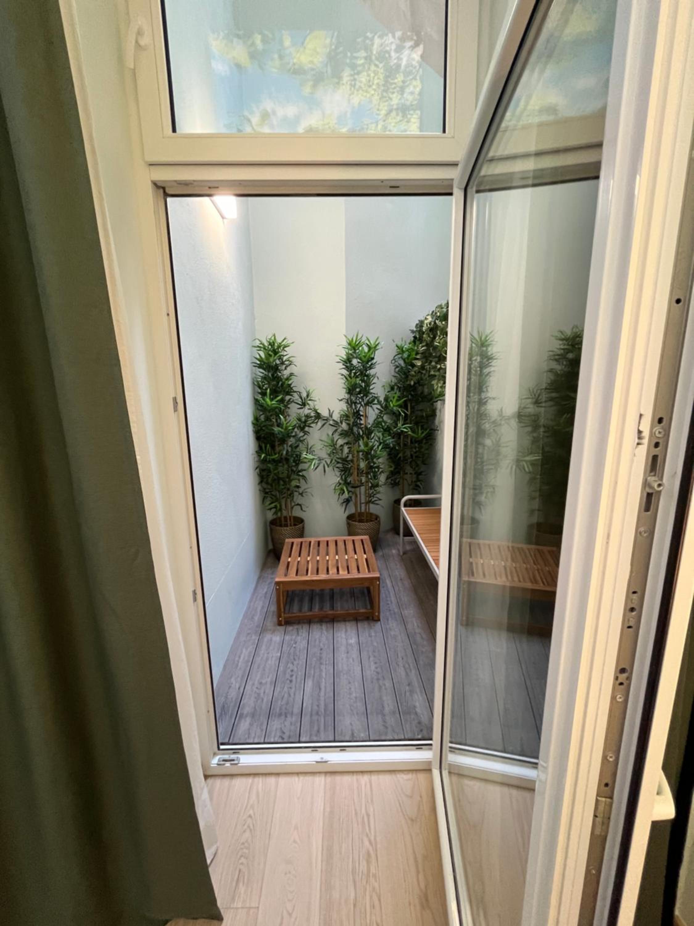 Street Living Hotel - Apartments