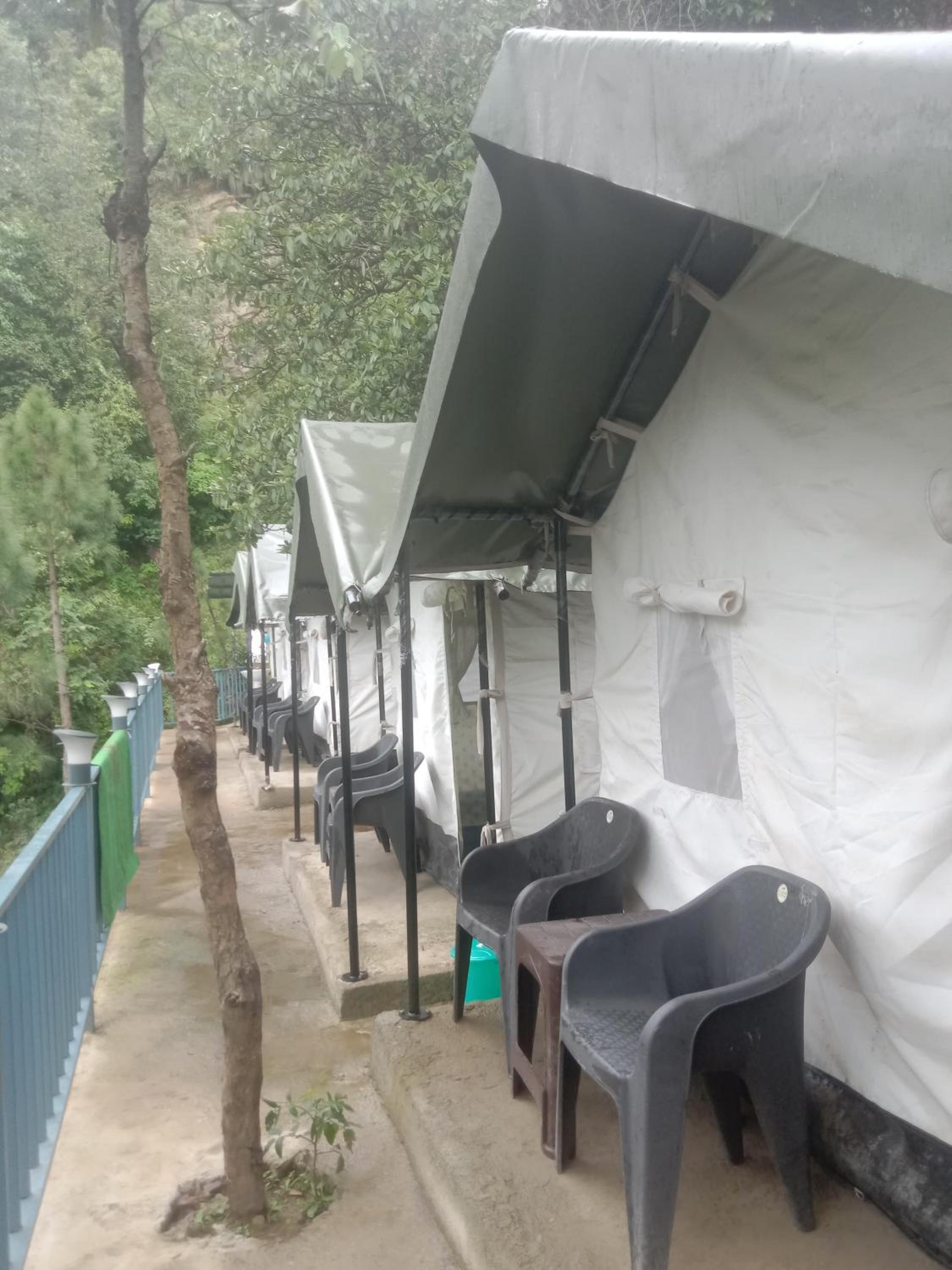 Saanidhya Mountain Camps - Himalayan Trails with Star Gazing and Bird Watching in Mukhteshwar