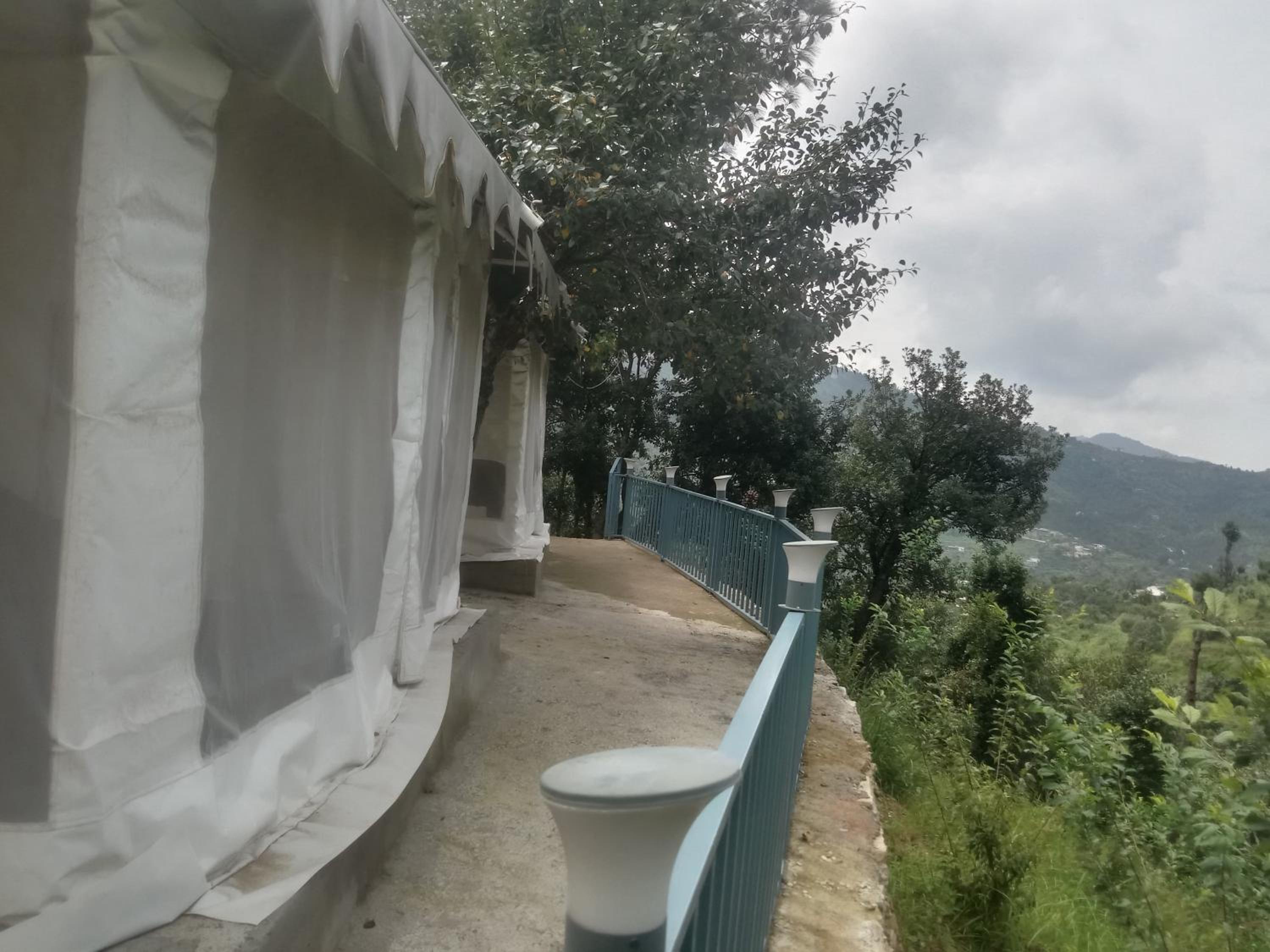 Saanidhya Mountain Camps - Himalayan Trails with Star Gazing and Bird Watching in Mukhteshwar