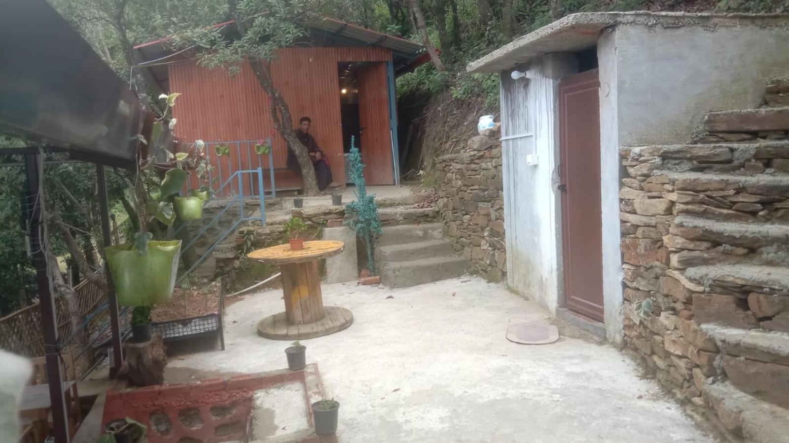 Saanidhya Mountain Camps - Himalayan Trails with Star Gazing and Bird Watching in Mukhteshwar
