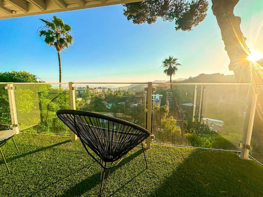 Stunning Views Hollywood Hills Lux Living