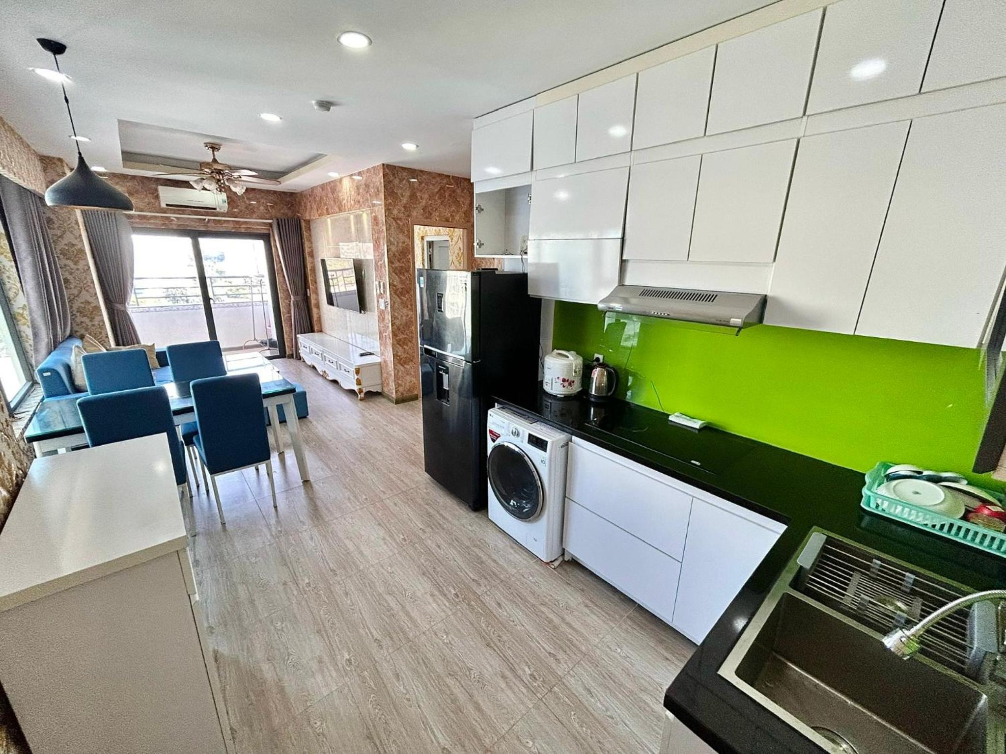 Mường Thanh Viễn Triều Beachfront Apartment view 2