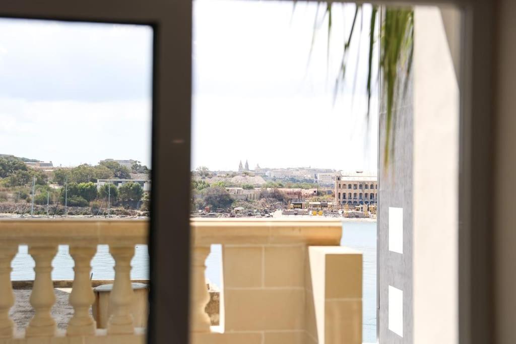 Sliema central 2BR Apt with balcony & sea views by 360 Estates view 2