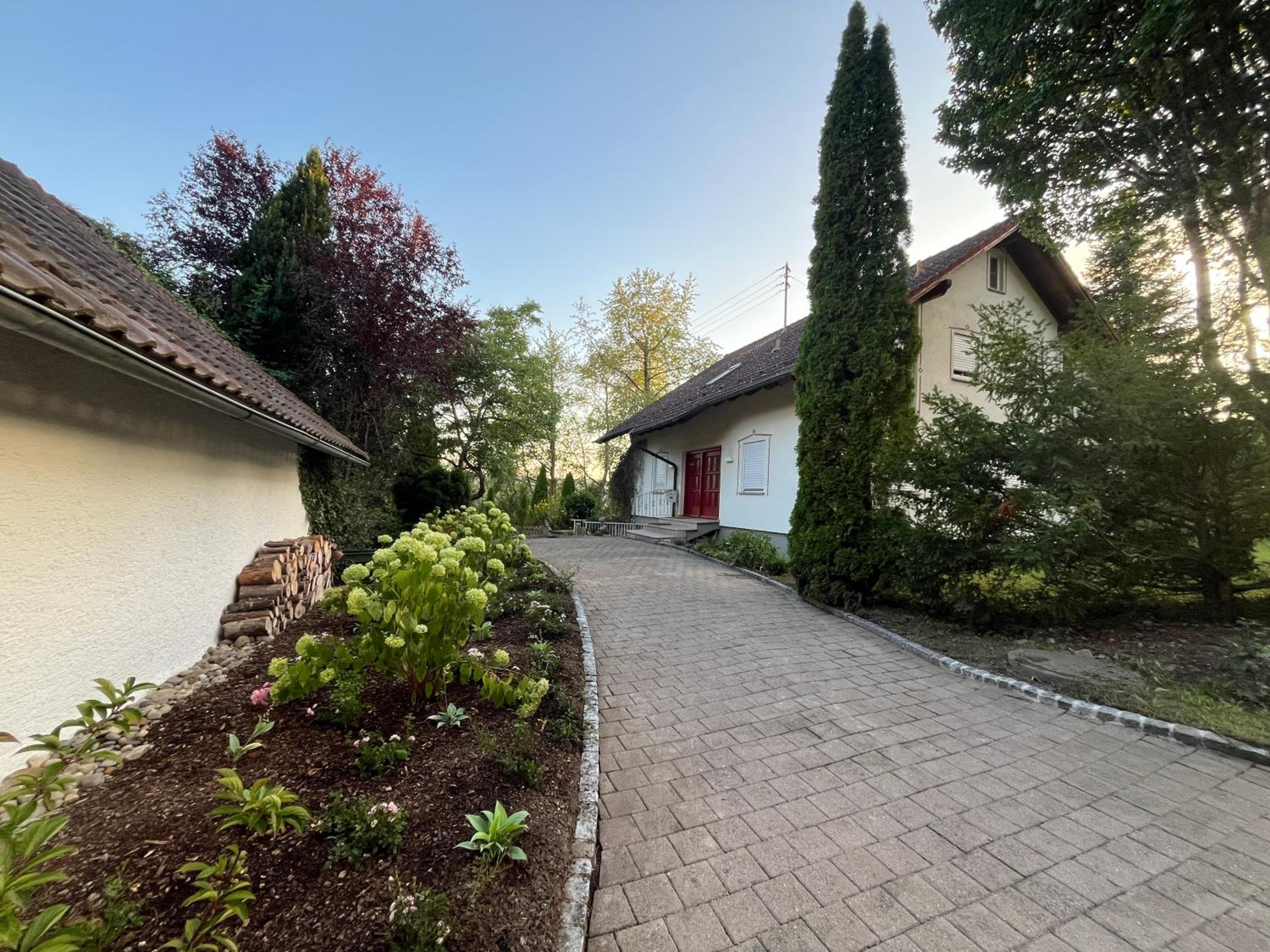 Landhaus-Villa auf dem Berg