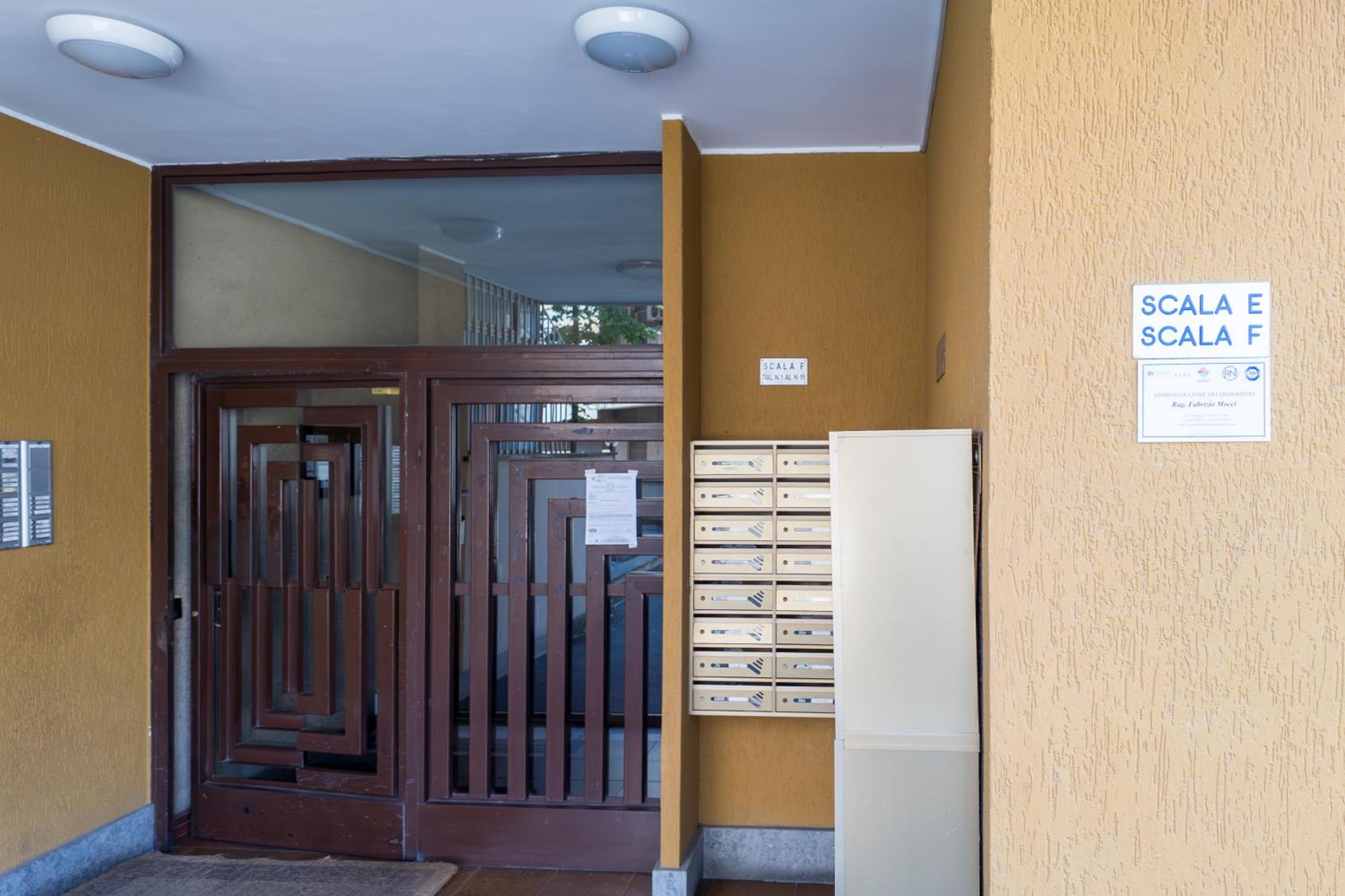 Elegant Hideaway Steps from St Peter