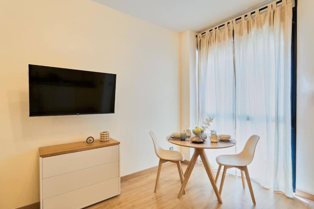 Smart Loft with Pool & Parking Jinetes