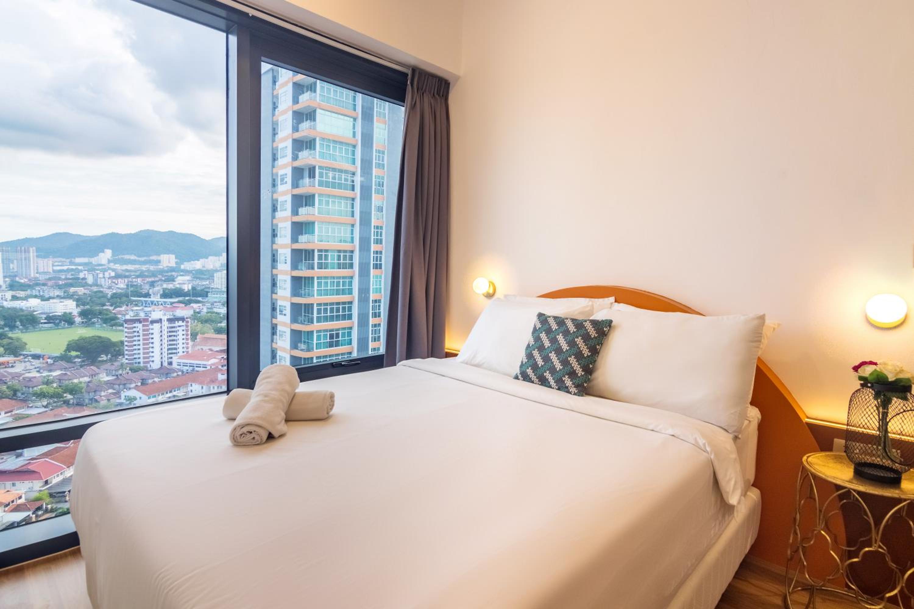Georgetown Tropicana 218 by Airlevate Suites photo 8