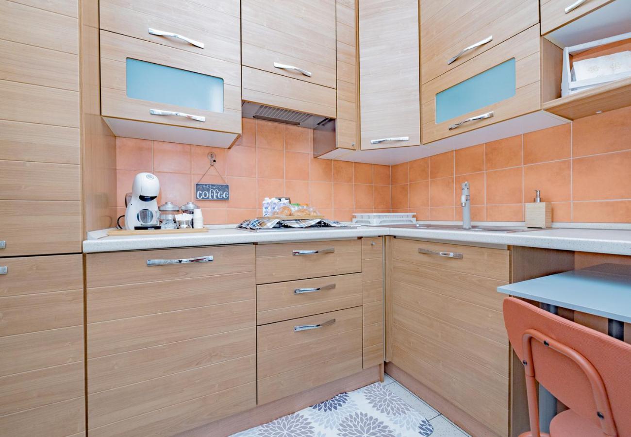 Arcimboldi Terrace Suite - Parking Private Included, Free WiFi & AC