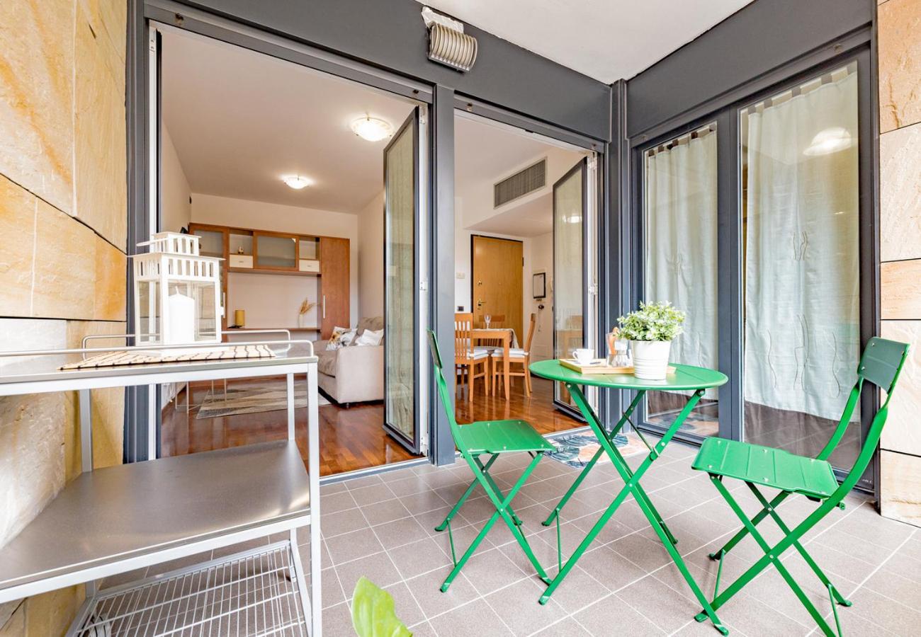 Arcimboldi Terrace Suite - Parking Private Included, Free WiFi & AC