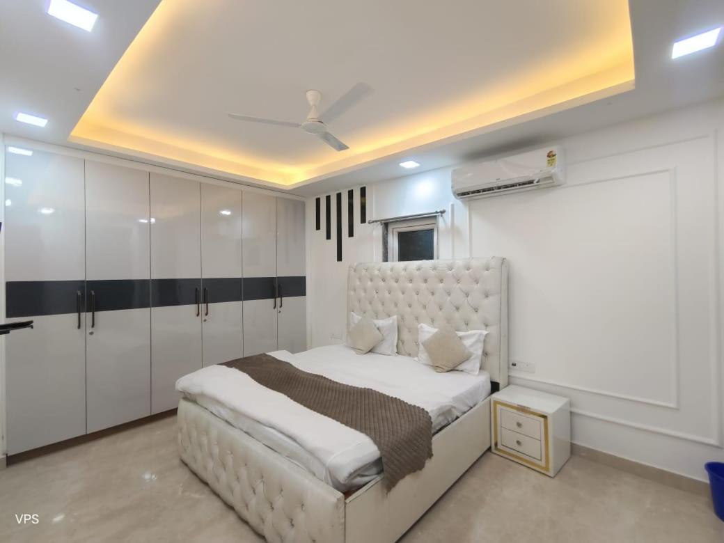 Namastey Homes 3 BHK Service Apartment , Near Max Saket, Delhi view 2