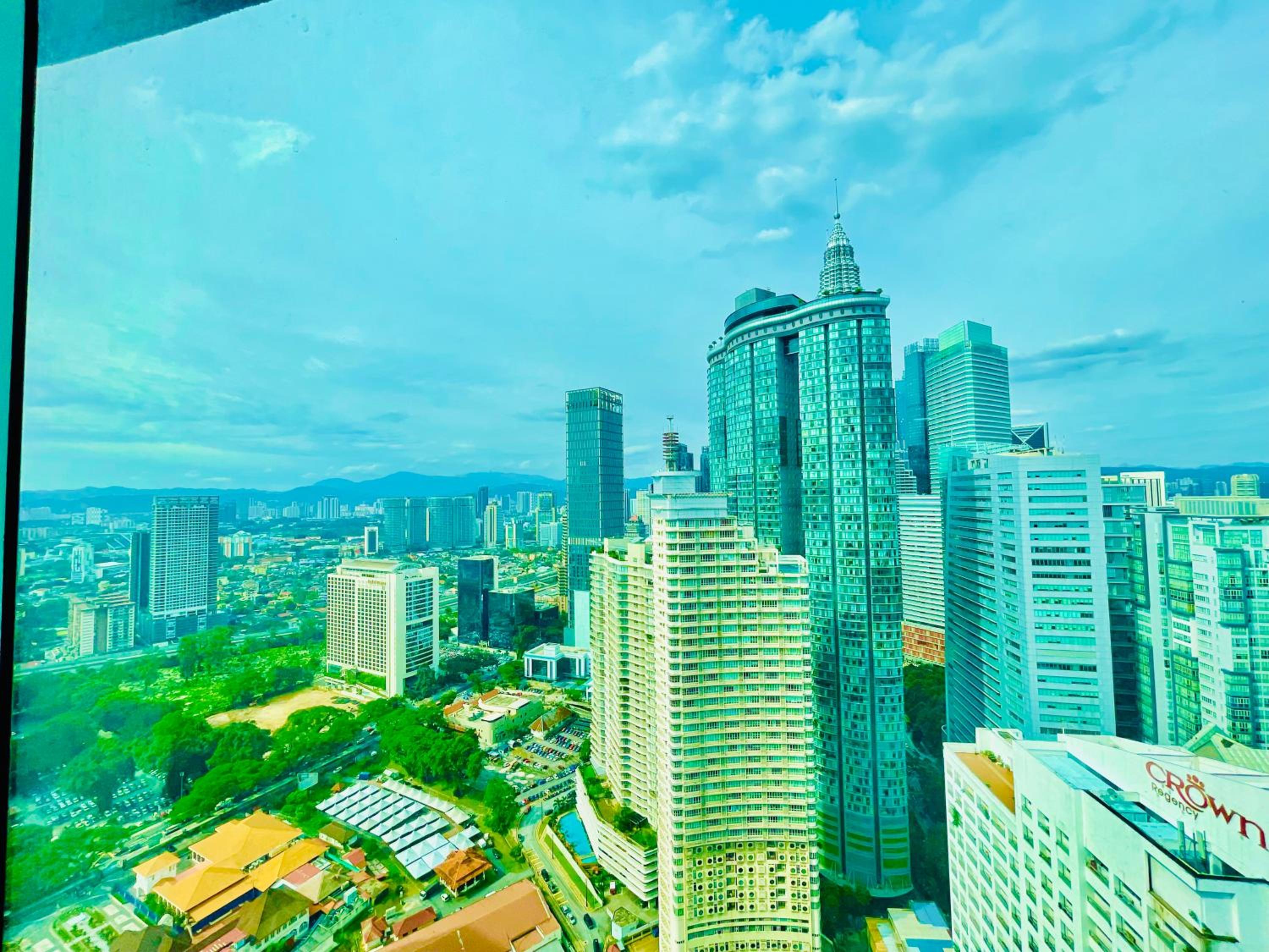 Vortex suites klcc by Yashrib