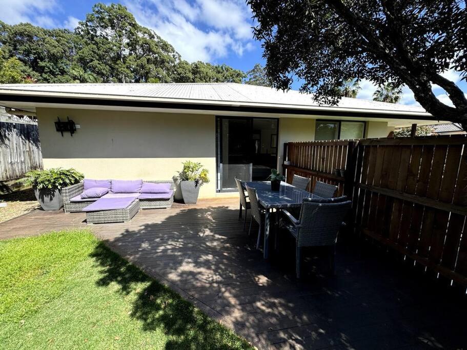 Chic 3-Bedroom Duplex, air-con, pet friendly