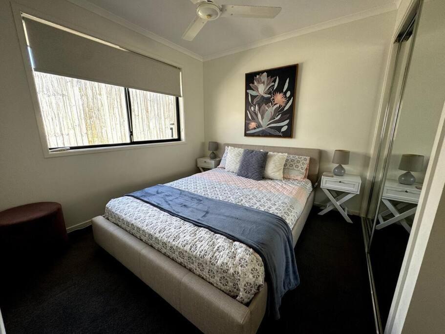 Chic 3-Bedroom Duplex, air-con, pet friendly