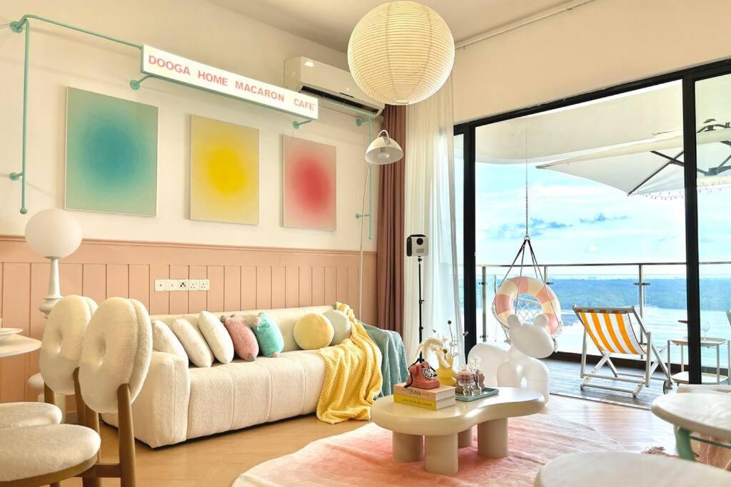 Dooga Ins-Macaron Cafe' Seaview
