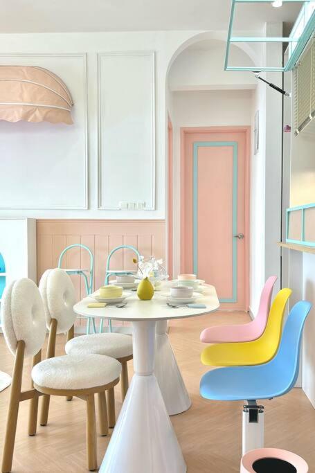 Dooga Ins-Macaron Cafe' Seaview