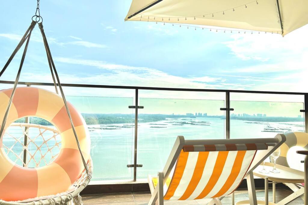 Dooga Ins-Macaron Cafe' Seaview